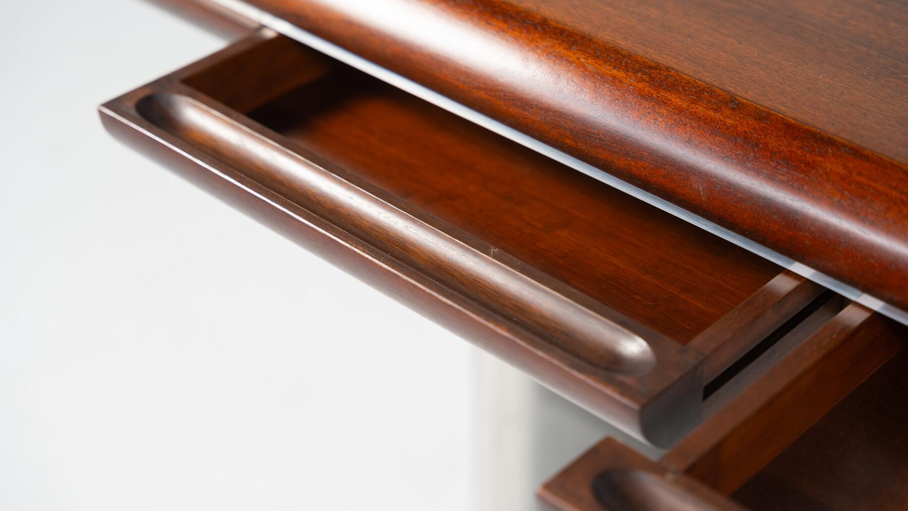 Mid-Century Modern Italian Desk by Hans von Klier for Skipper, 1970s For Sale 7