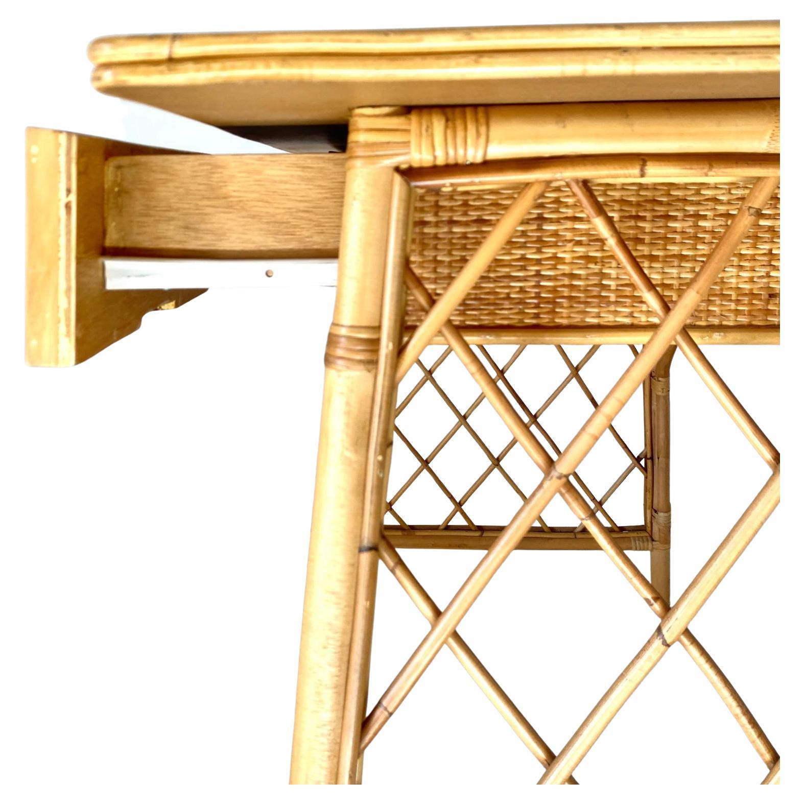 Mid Century Modern Italian Desk in Bamboo and Rattan in the style of Sognot 5