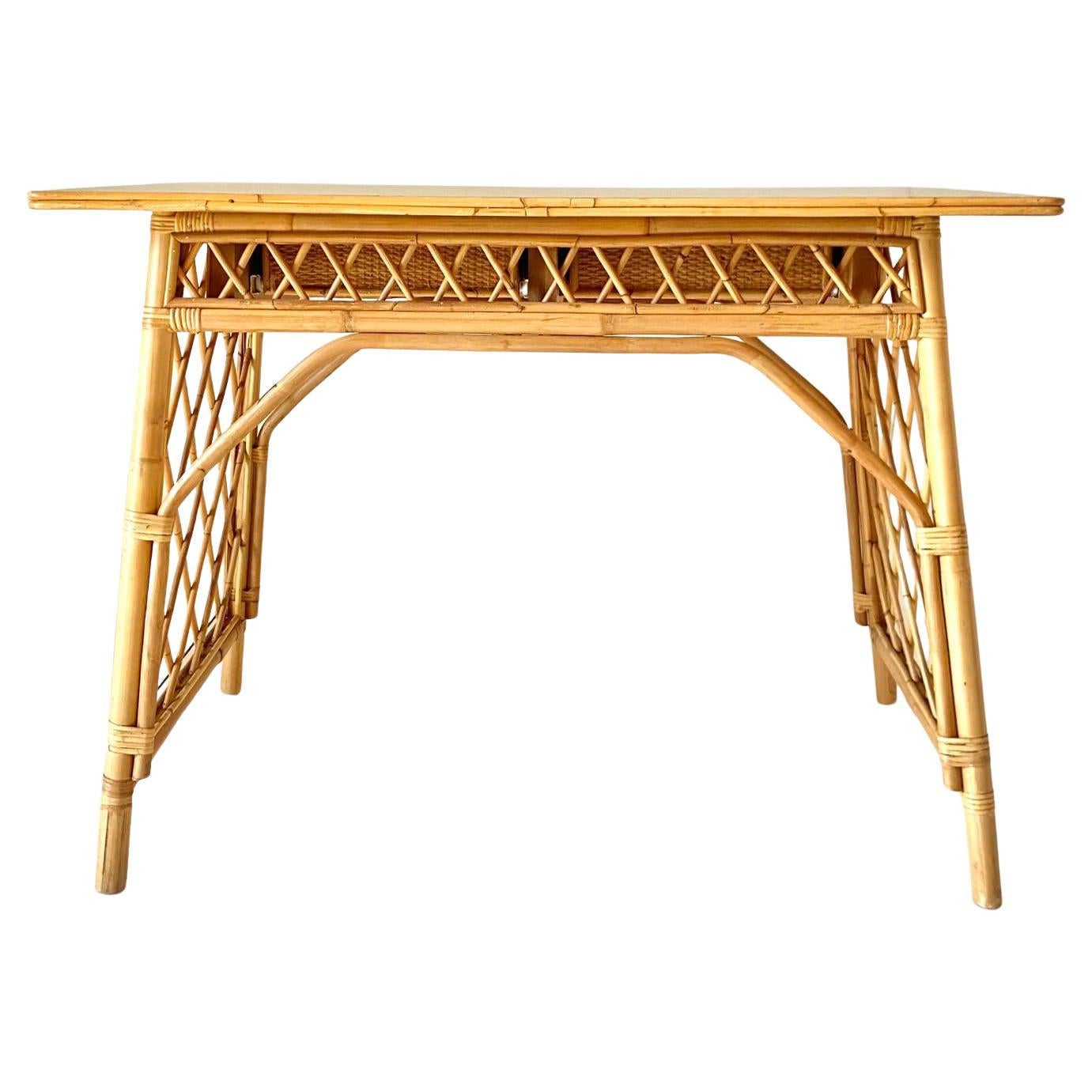 Mid Century Modern Italian Desk in Bamboo and Rattan in the style of Sognot In Good Condition In Ceglie Messapica, IT