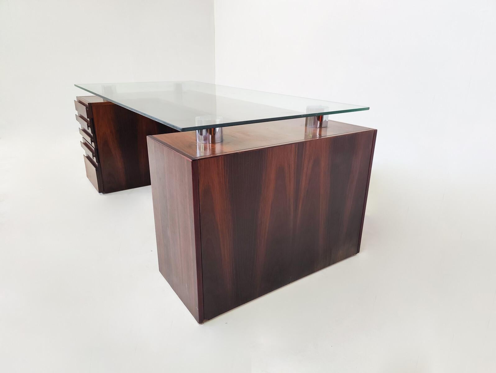 Mid-Century Modern Italian Desk with Drawers, Boccato Gigante Zambusi, Italy For Sale 4