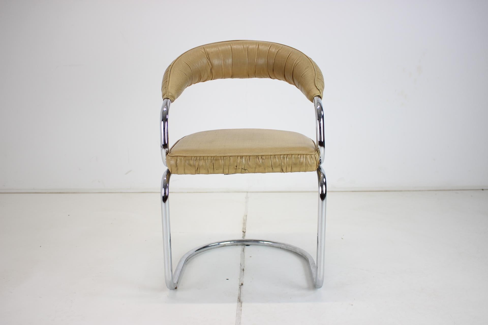 Mid-Century Modern Italian Dining Chairs Giotto Stoppino , 1970s In Good Condition For Sale In Praha, CZ