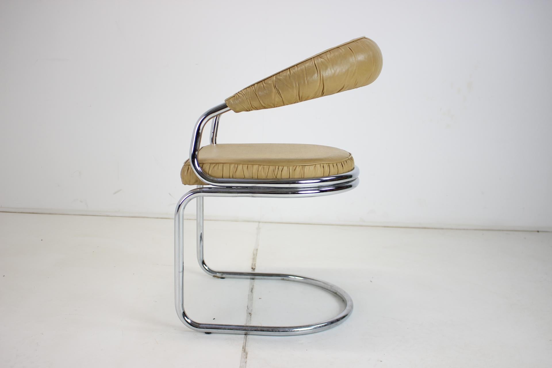Leather Mid-Century Modern Italian Dining Chairs Giotto Stoppino , 1970s For Sale