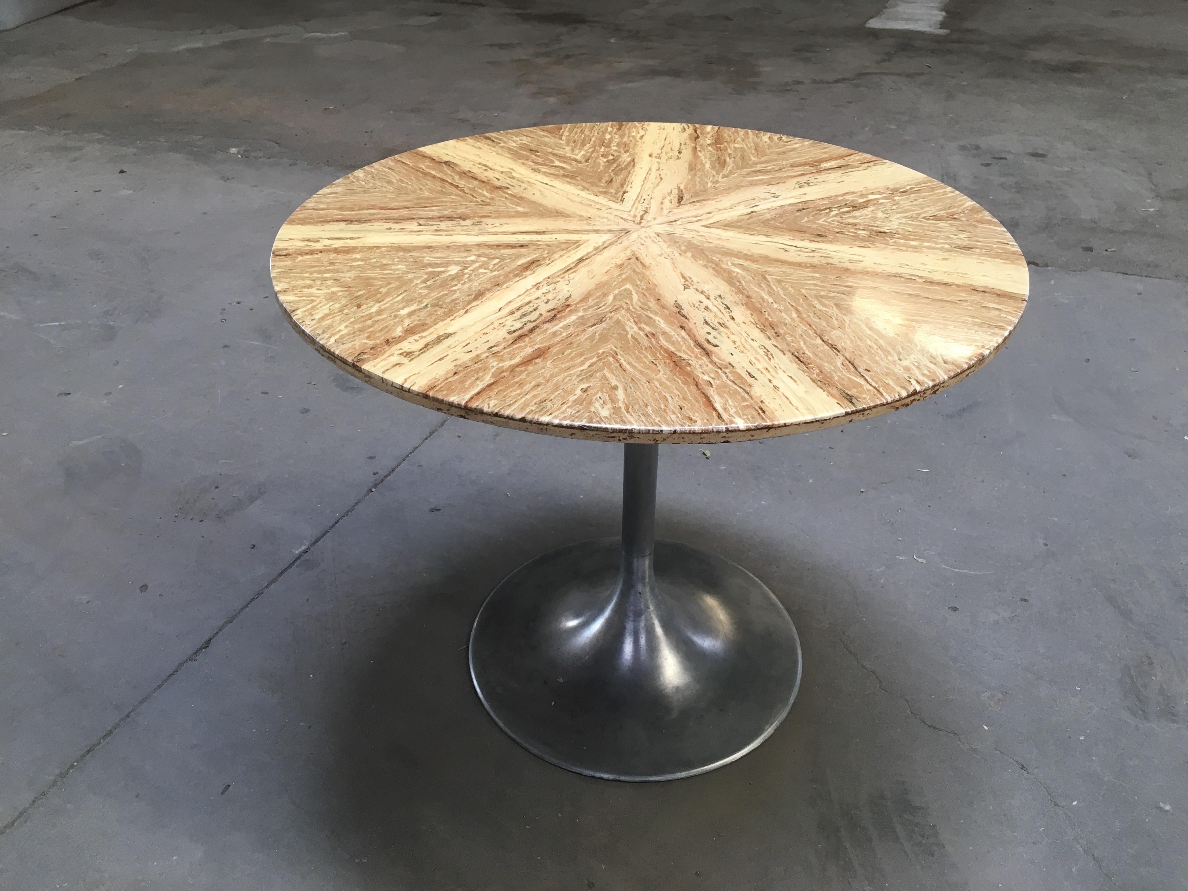 Mid-Century Modern Italian dining or center table with yellow Persian Travertino top and aluminum basement.