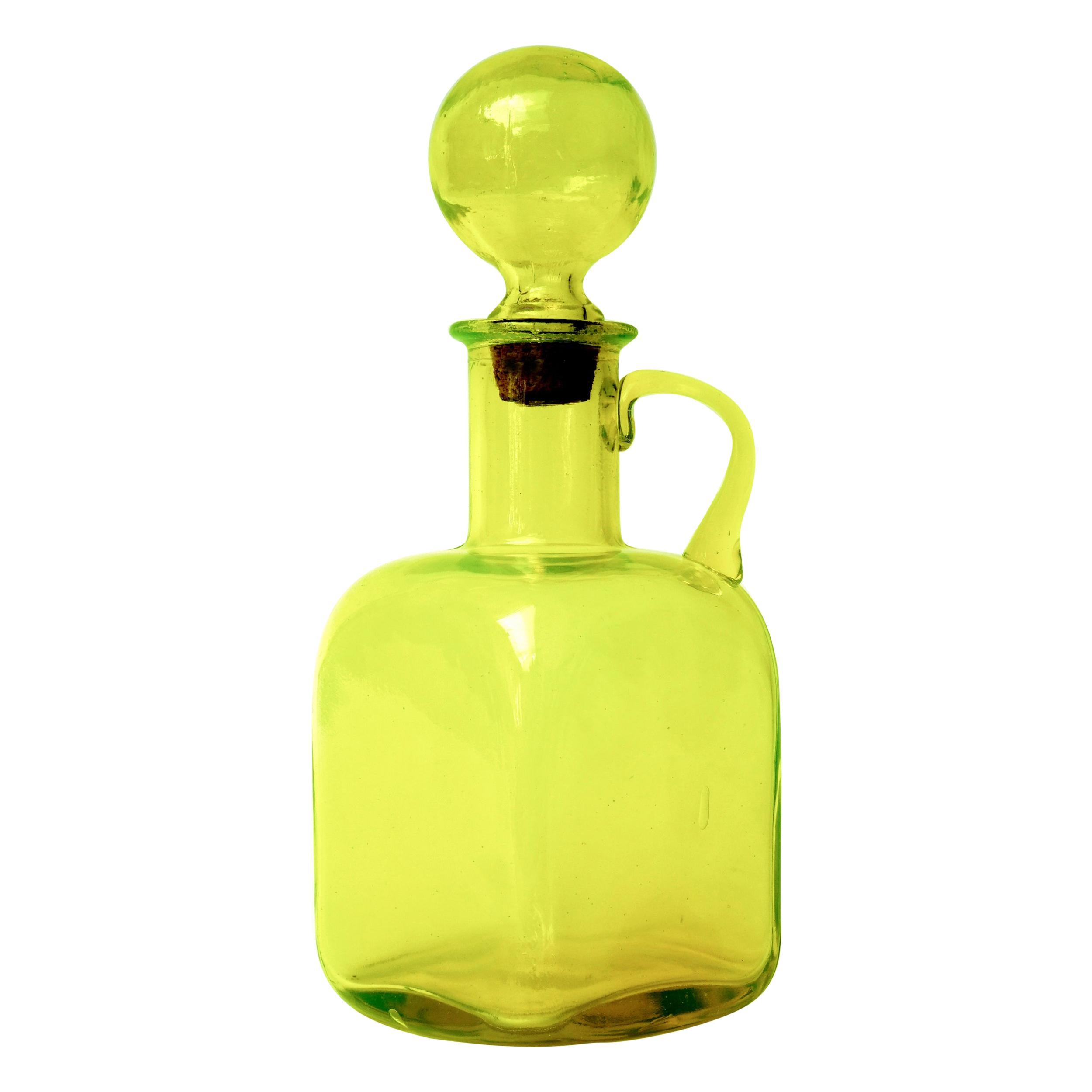 Mid-Century Modern Italian Empoli Carafe in Vaseline Uranium Glass Yellow Green