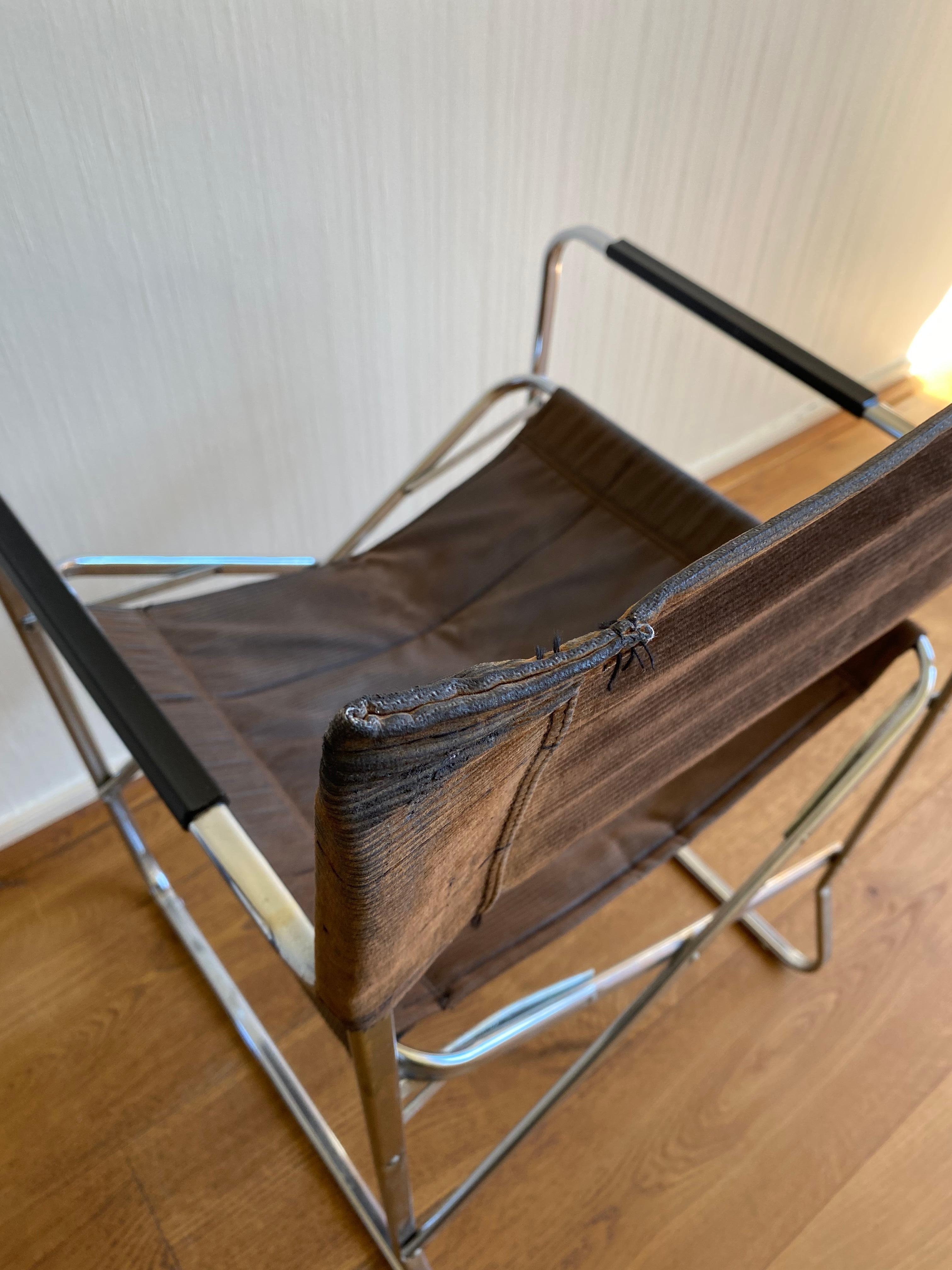 Mid-Century Modern Italian Folding Chair in Style of the Gae Aulenti April Chair For Sale 2