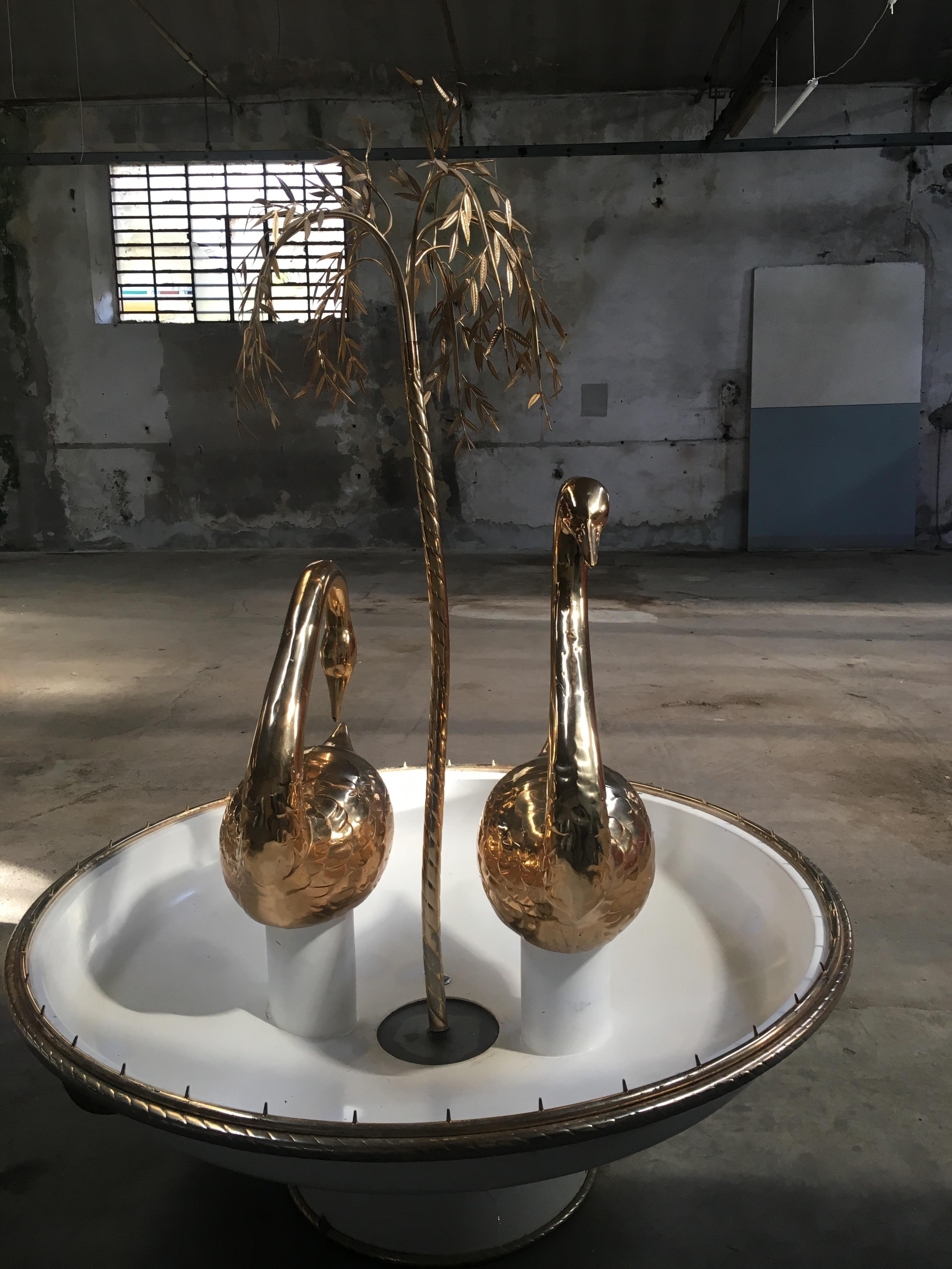 Enameled Mid-Century Modern Italian Fountain with Gilt Brass Swans and Weeping Willow For Sale