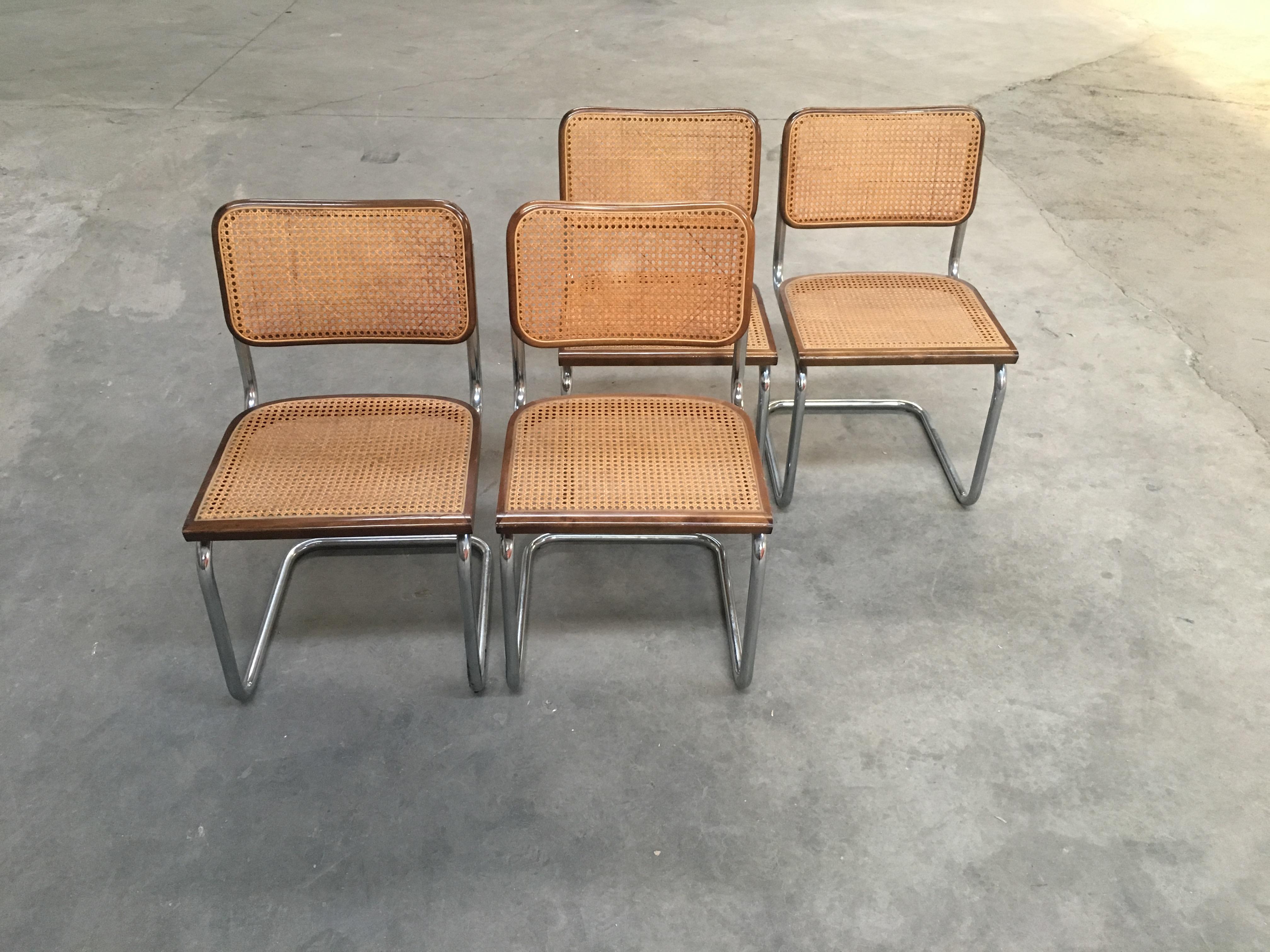 Mid-Century Modern Italian Four Walnut Cesca Chairs by Marcel Breuer, 1970s In Good Condition In Prato, IT