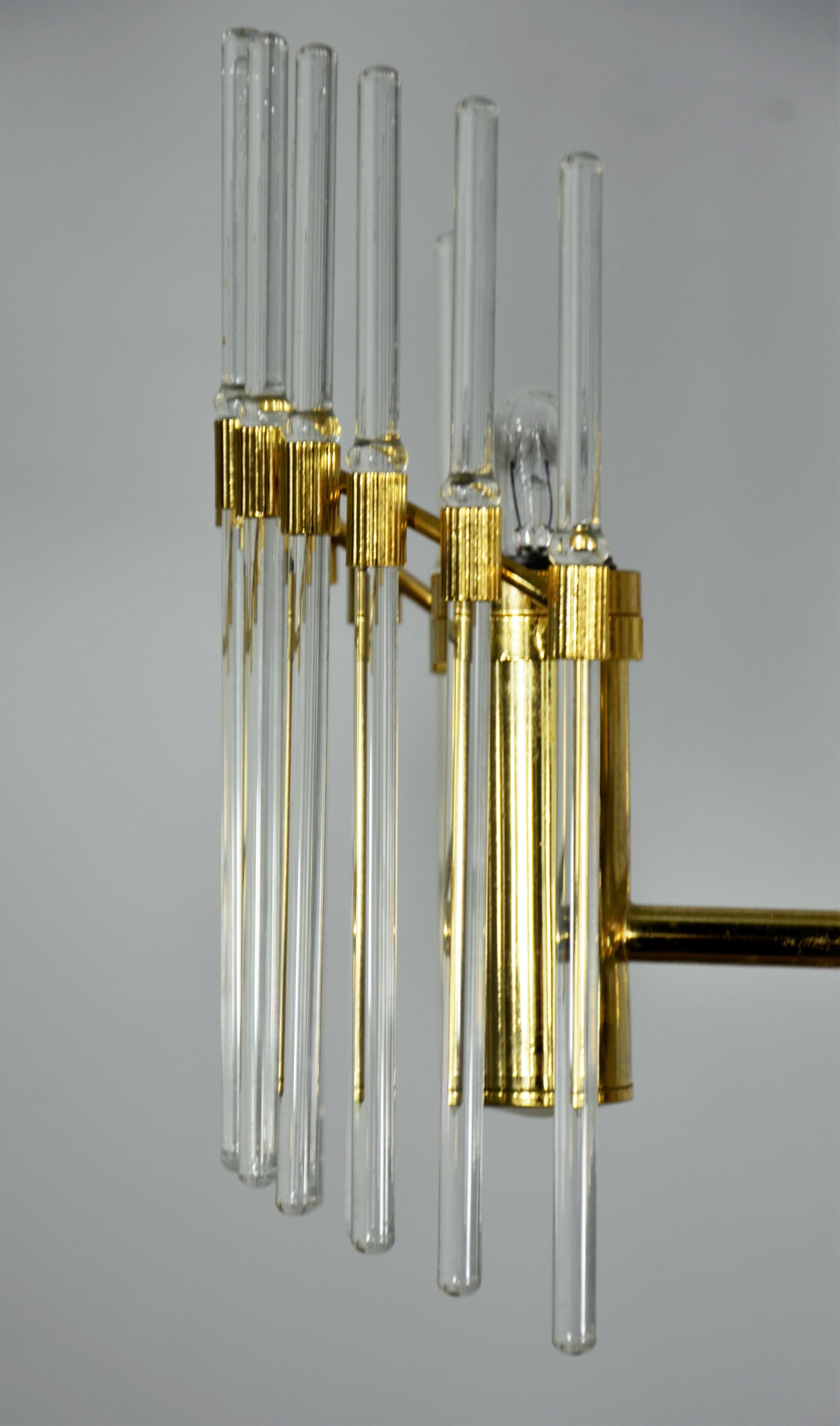 Mid-Century Modern Italian Gaetano Sciolari Crystal Rod and Brass Chandelier For Sale 14