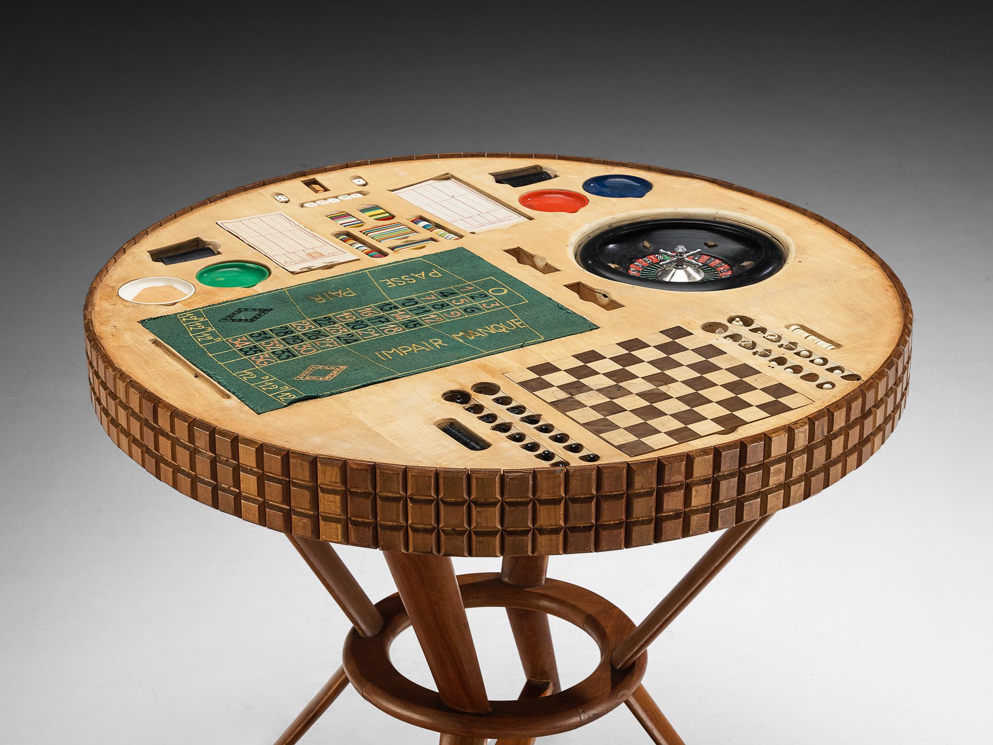 Table de jeu italienne moderne du milieu du siècle dernier avec surface graphique en cerisier en vente 1