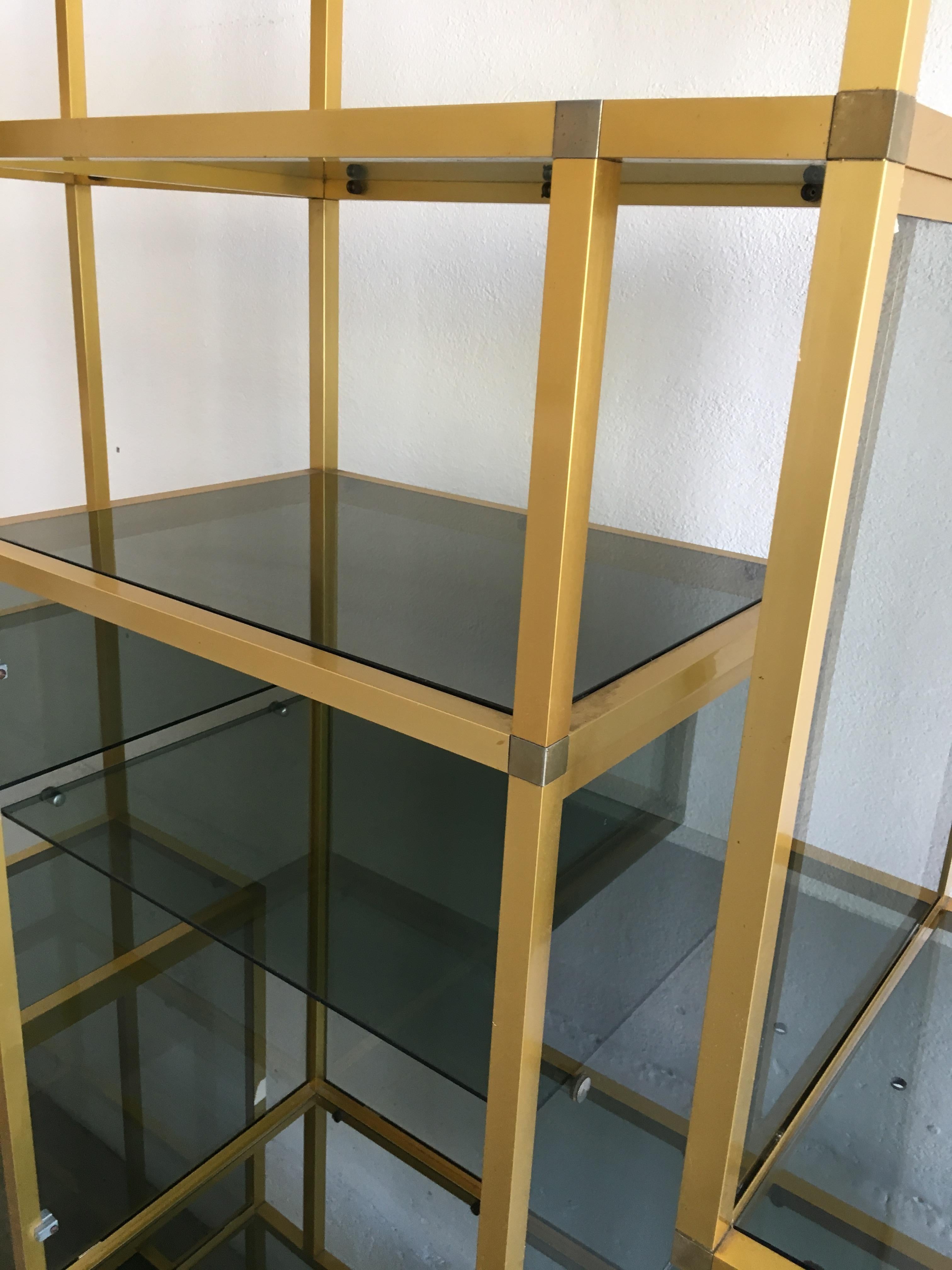 Mid-Century Modern Italian Gilt Aluminum and Smoked Glass Shelves Étagère, 1970s For Sale 10