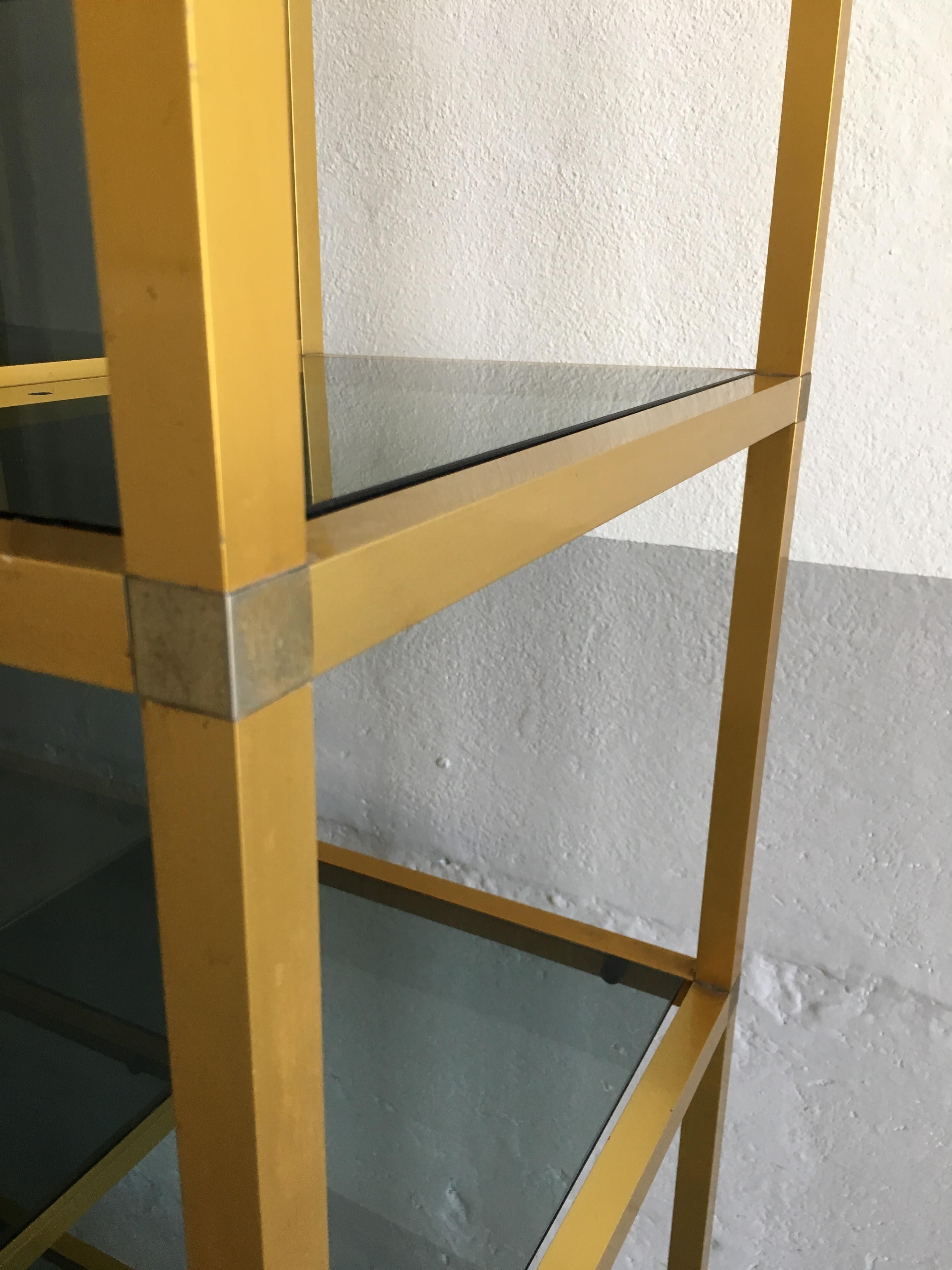 Mid-Century Modern Italian Gilt Aluminum and Smoked Glass Shelves Étagère, 1970s For Sale 3