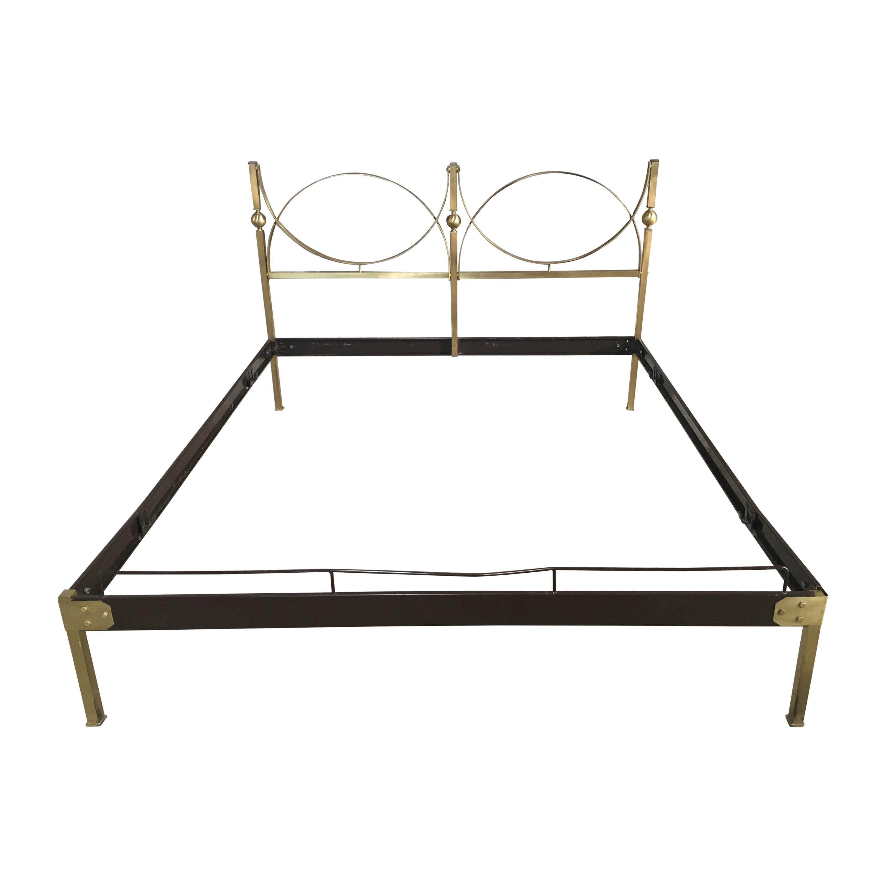 Mid-Century Modern Italian Gilt Brass Double Bed with Lacquered Metal Structure