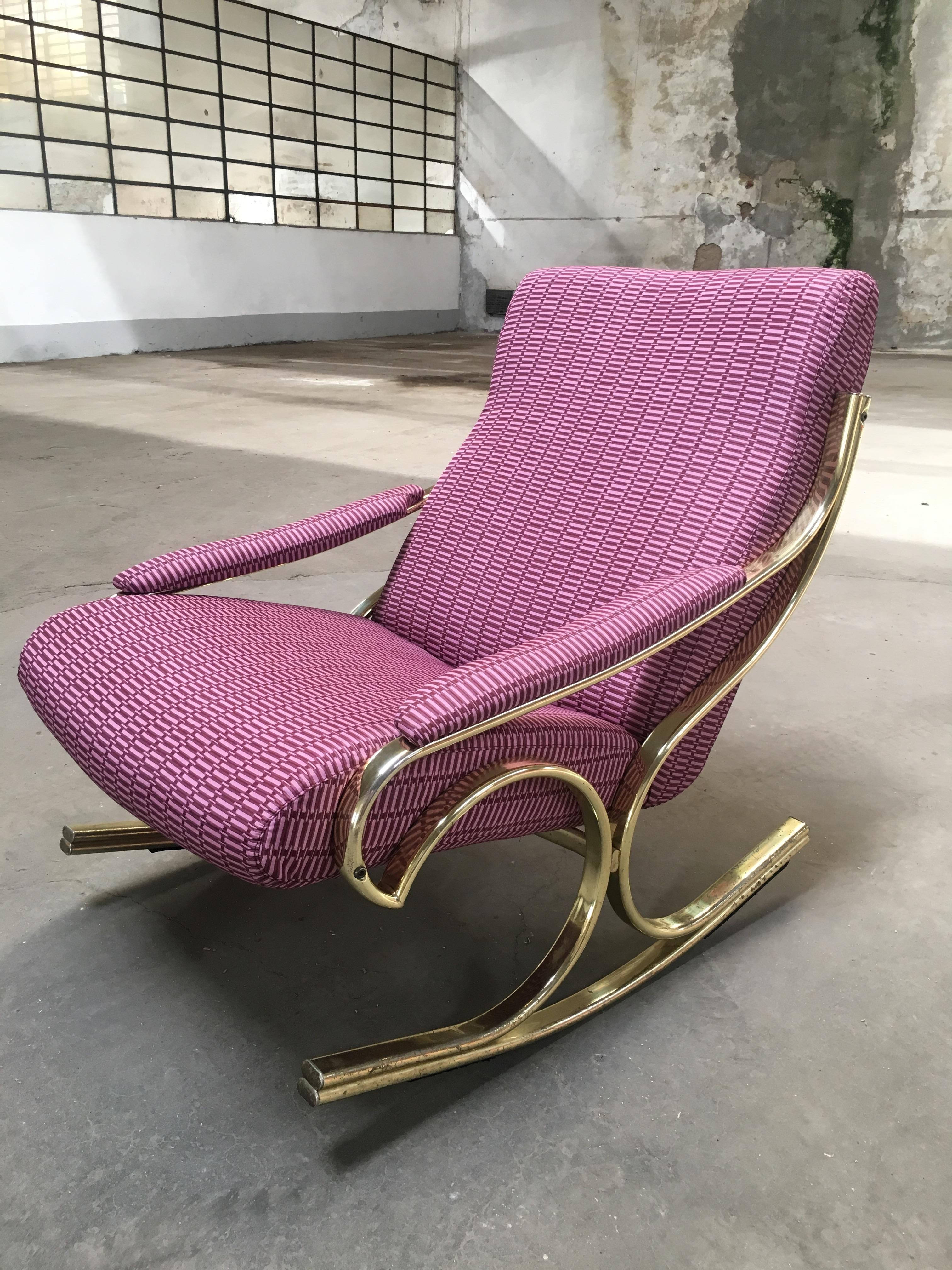 Mid-Century Modern Italian Gilt Metal Upholstered Rocking Chair, 1970s For Sale 1