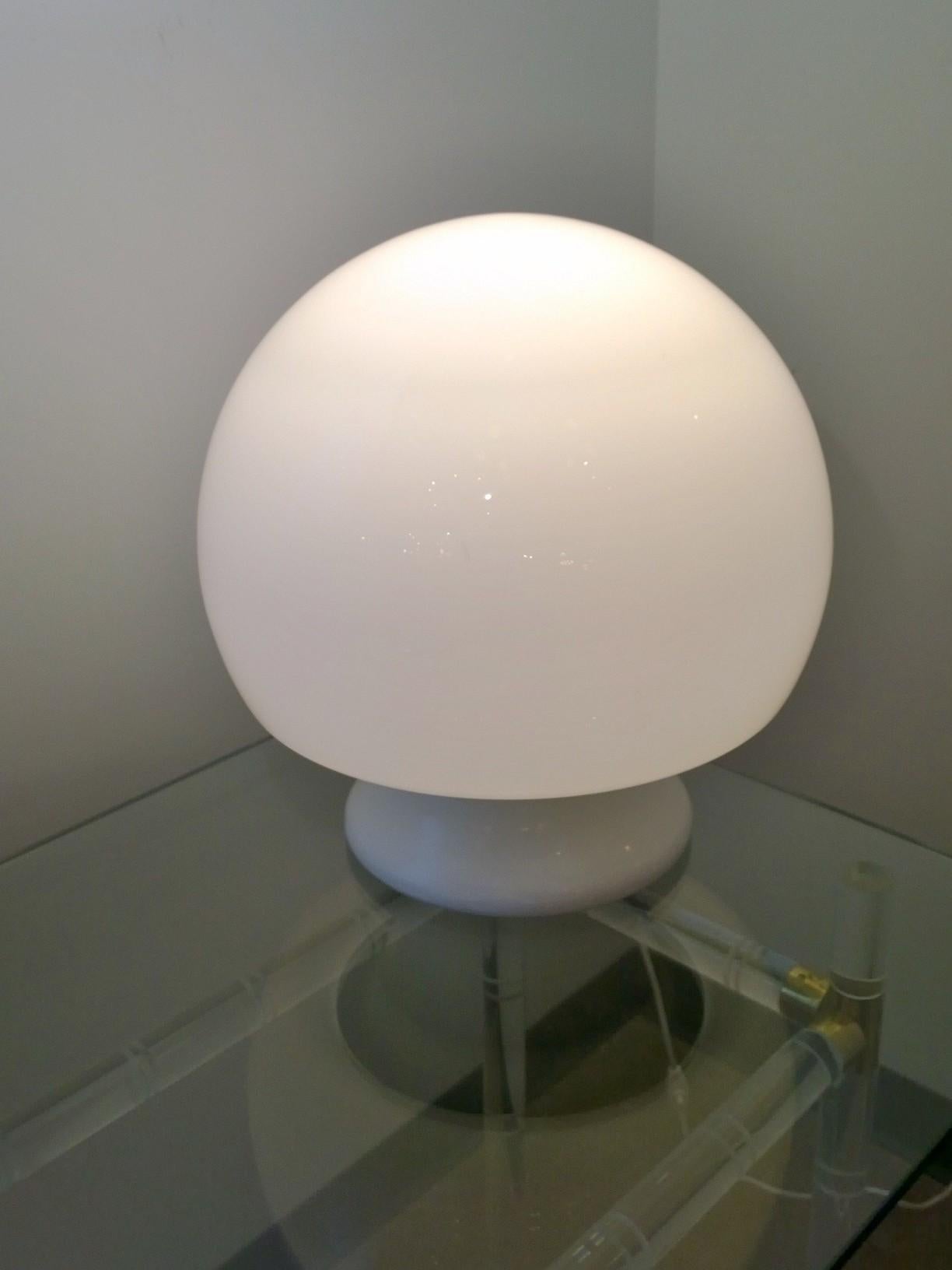 Mid-Century Modern Italian Gino Vistosi Style White Murano Glass Mushroom Lamp 3