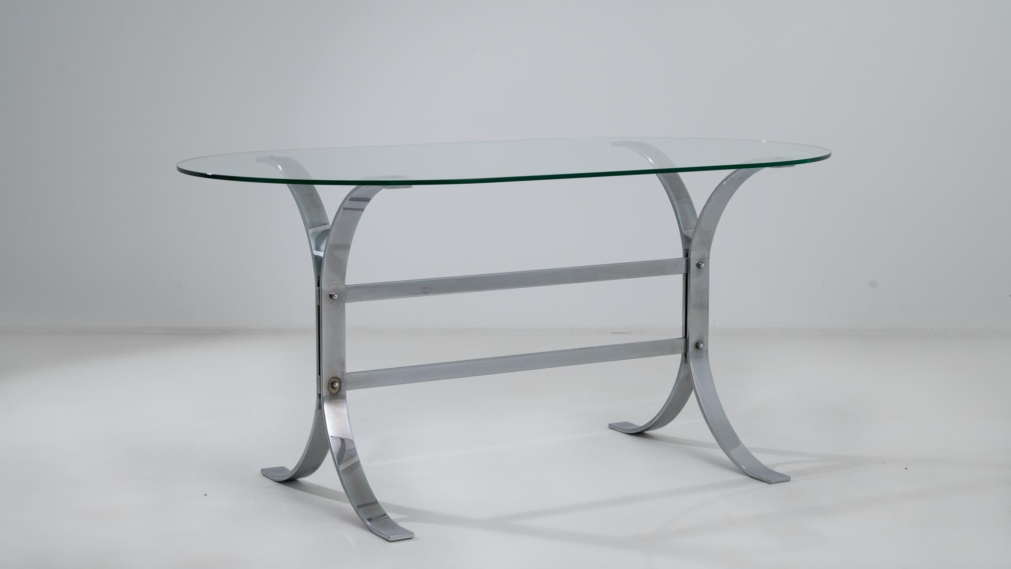 Mid-Century Modern Italian Glass Dining Table For Sale 2