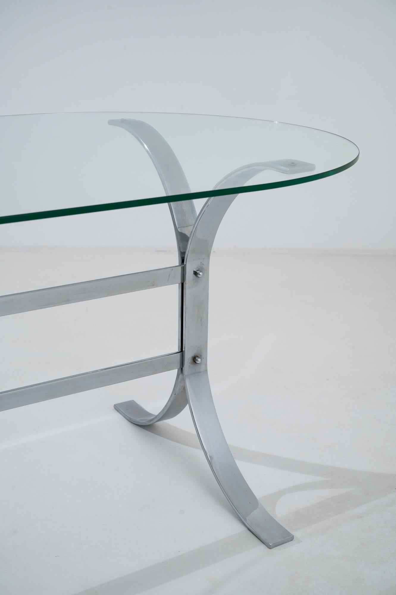 Mid-Century Modern Italian Glass Dining Table For Sale 3