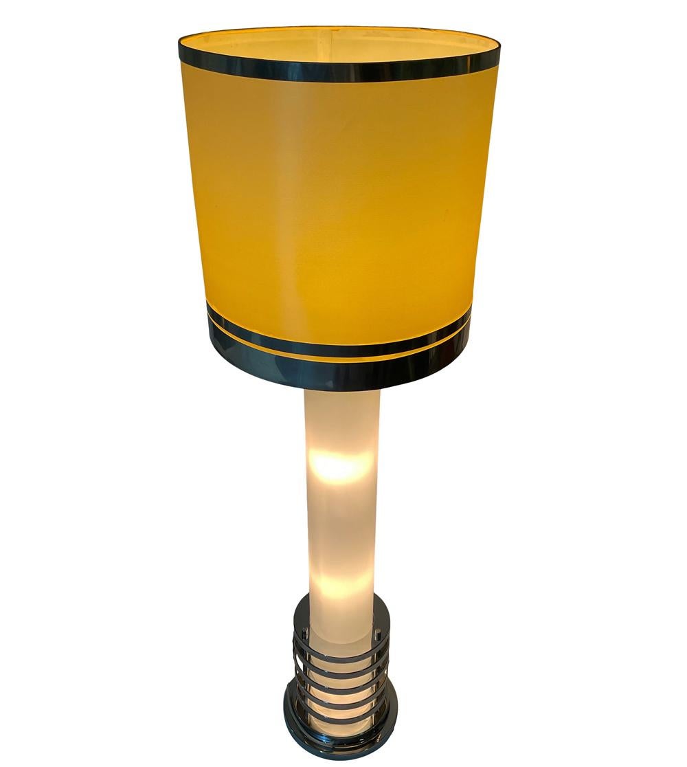 Moderne italienische Glas-Stehlampe aus der Mitte des Jahrhunderts in Art déco-Form (Moderne der Mitte des Jahrhunderts) im Angebot