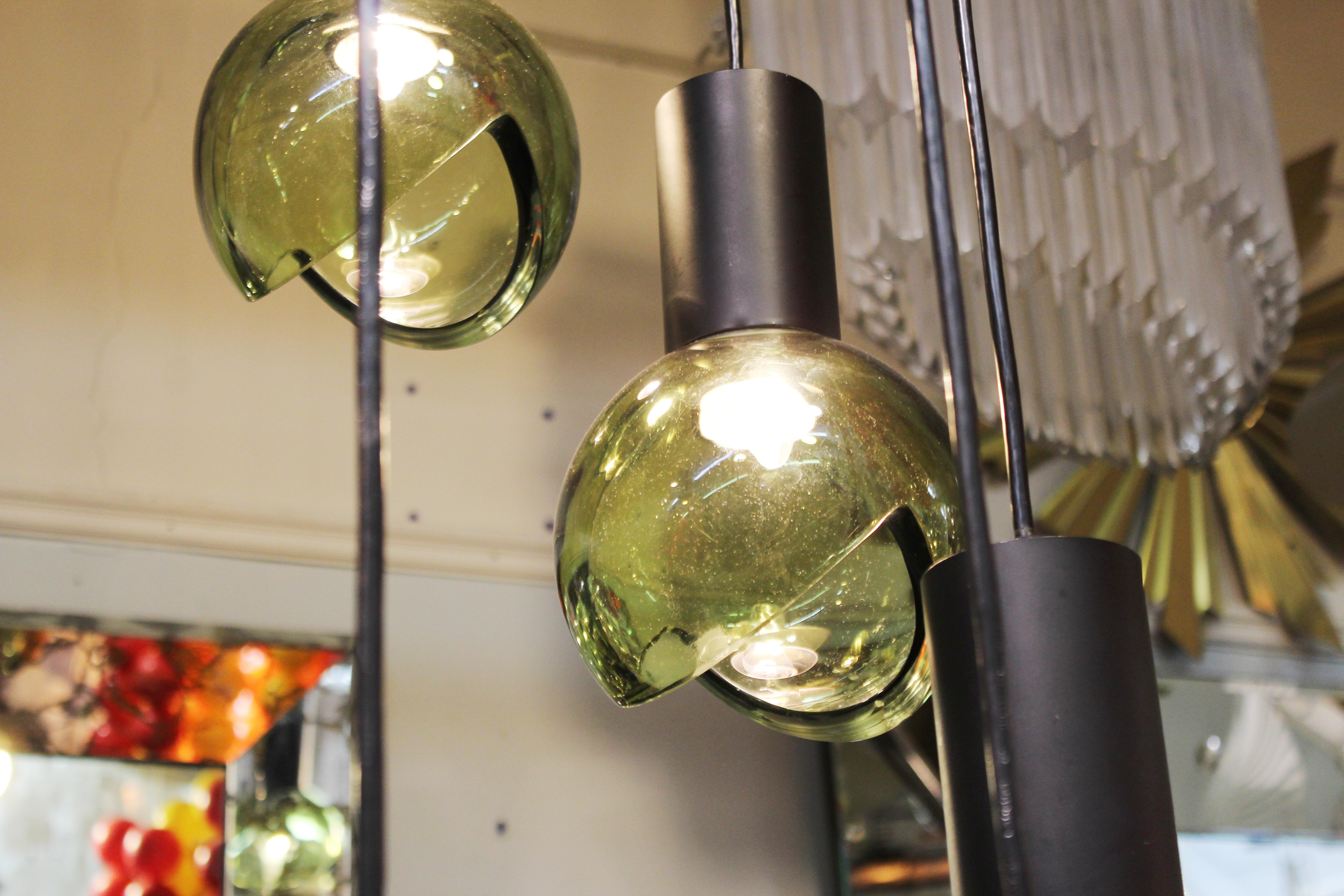 Metal Gino Sarfatti Mid-Century Modern Italian Glass Orb Cascading Chandelier
