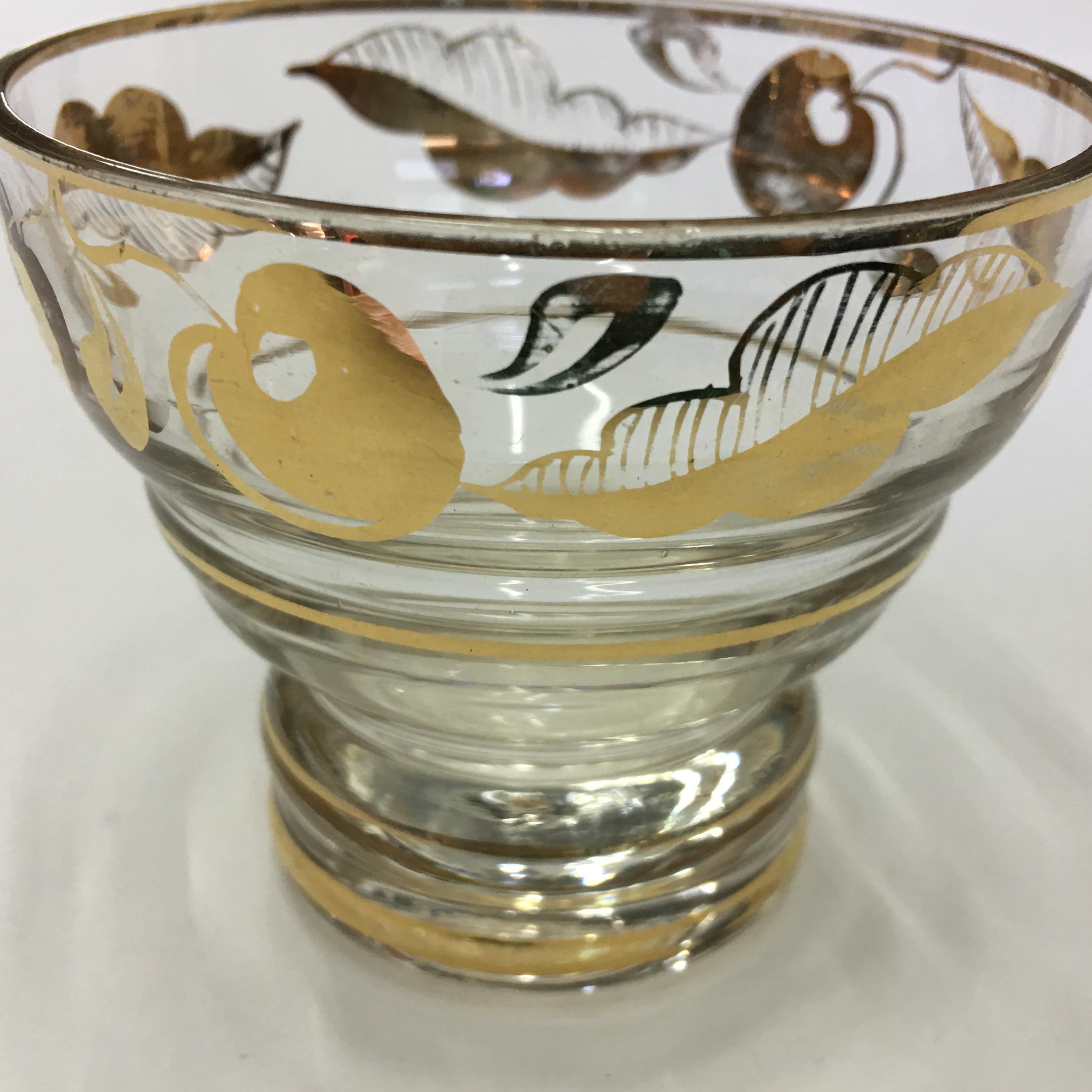 1950s Mid-Century Modern Italian Gilded Glass Under spirit Cherries Set  en vente 10