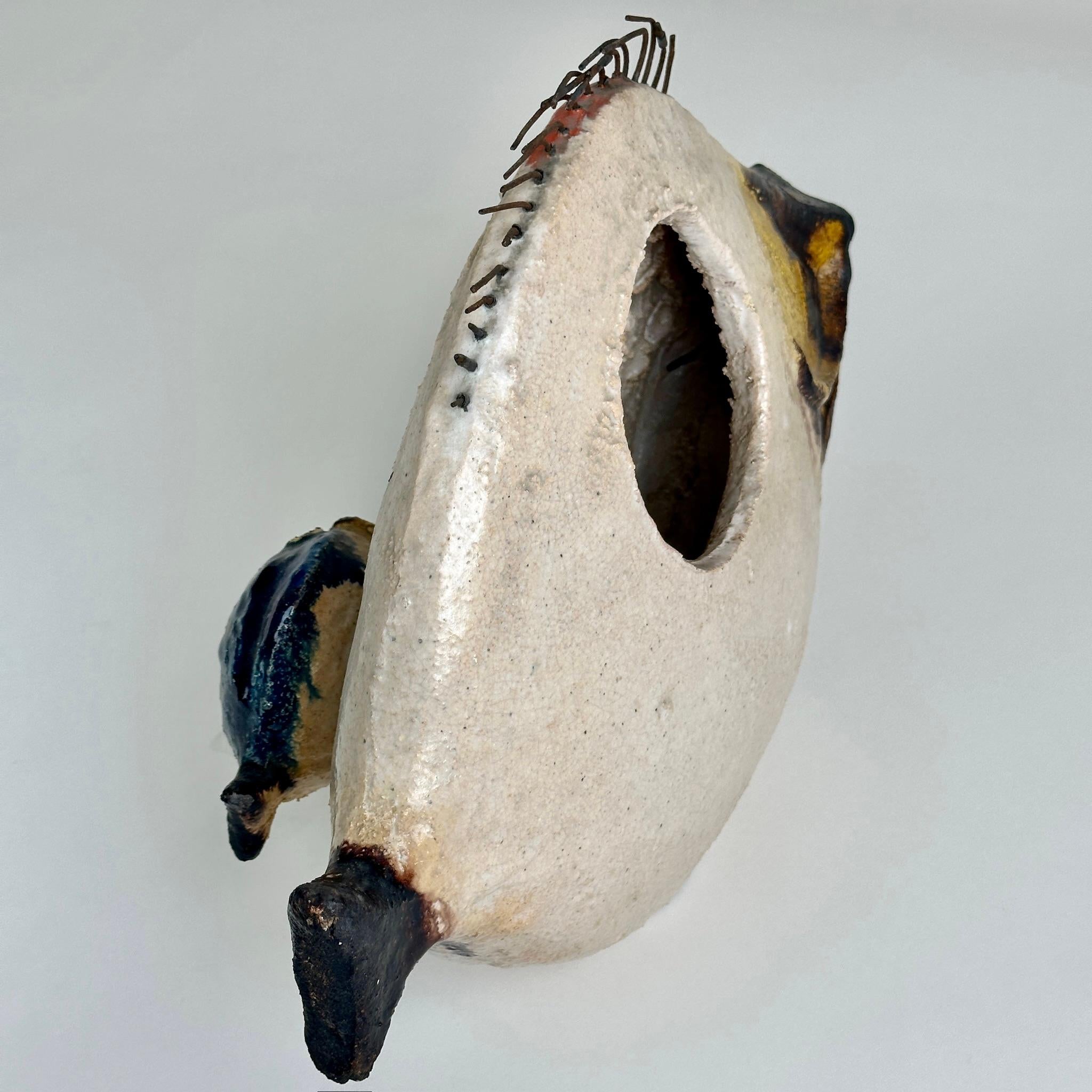 Moderne italienische glasierte Keramik-Fischskulptur aus der Mitte des Jahrhunderts von Ivo De Santis im Angebot 4