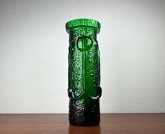 Jarrón de cristal verde italiano moderno de mediados de siglo de Wayne Husted para Stelvia, años 70