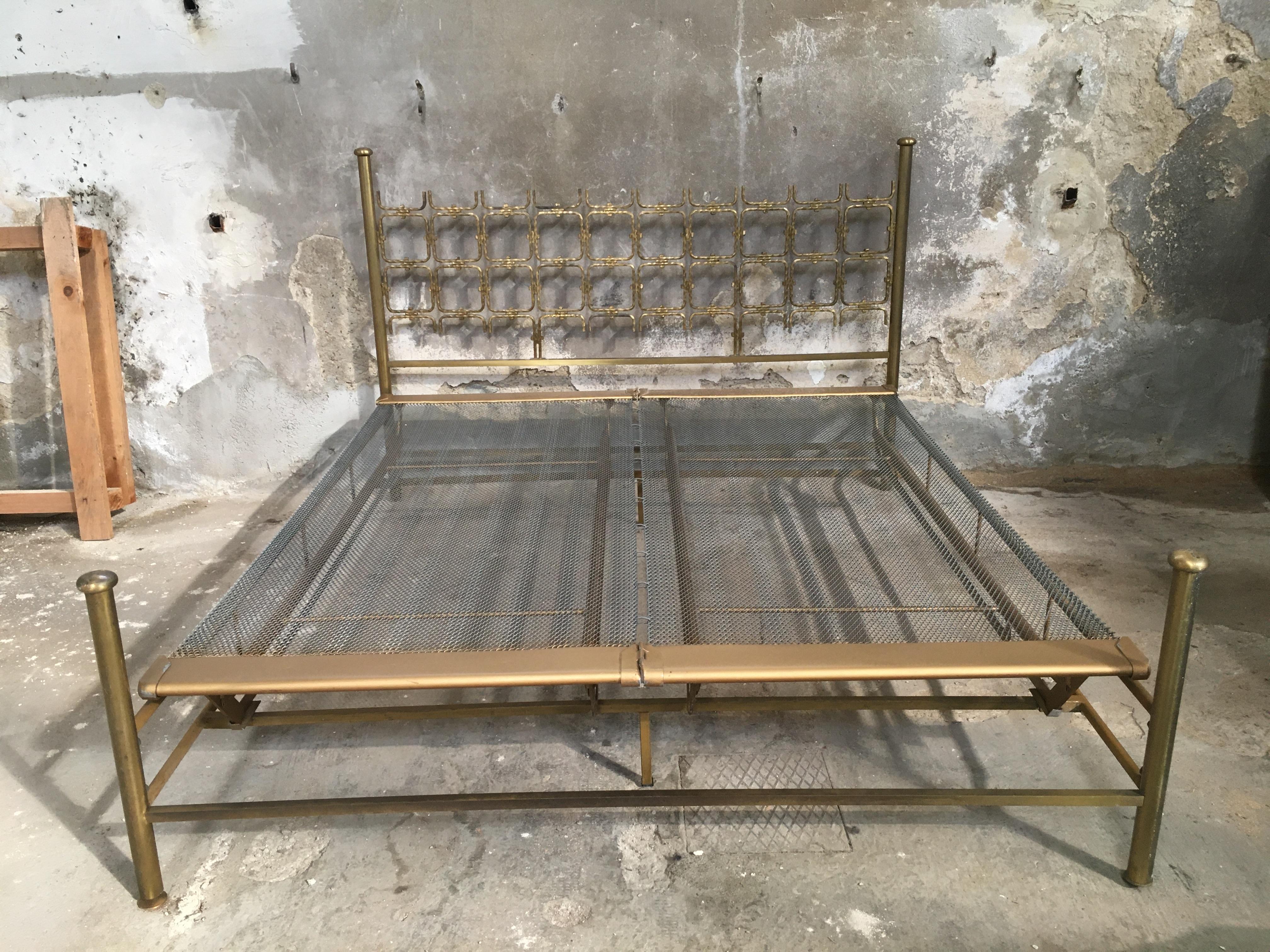 Italian hammered bronze bed from 1960s by Osvaldo Borsani and Arnaldo Pomodoro. The bed comes with its own original bed net which needs a mattress of cm.170 x 190
It is possible to buy only the bed head or the bed frame without the bed net.

 