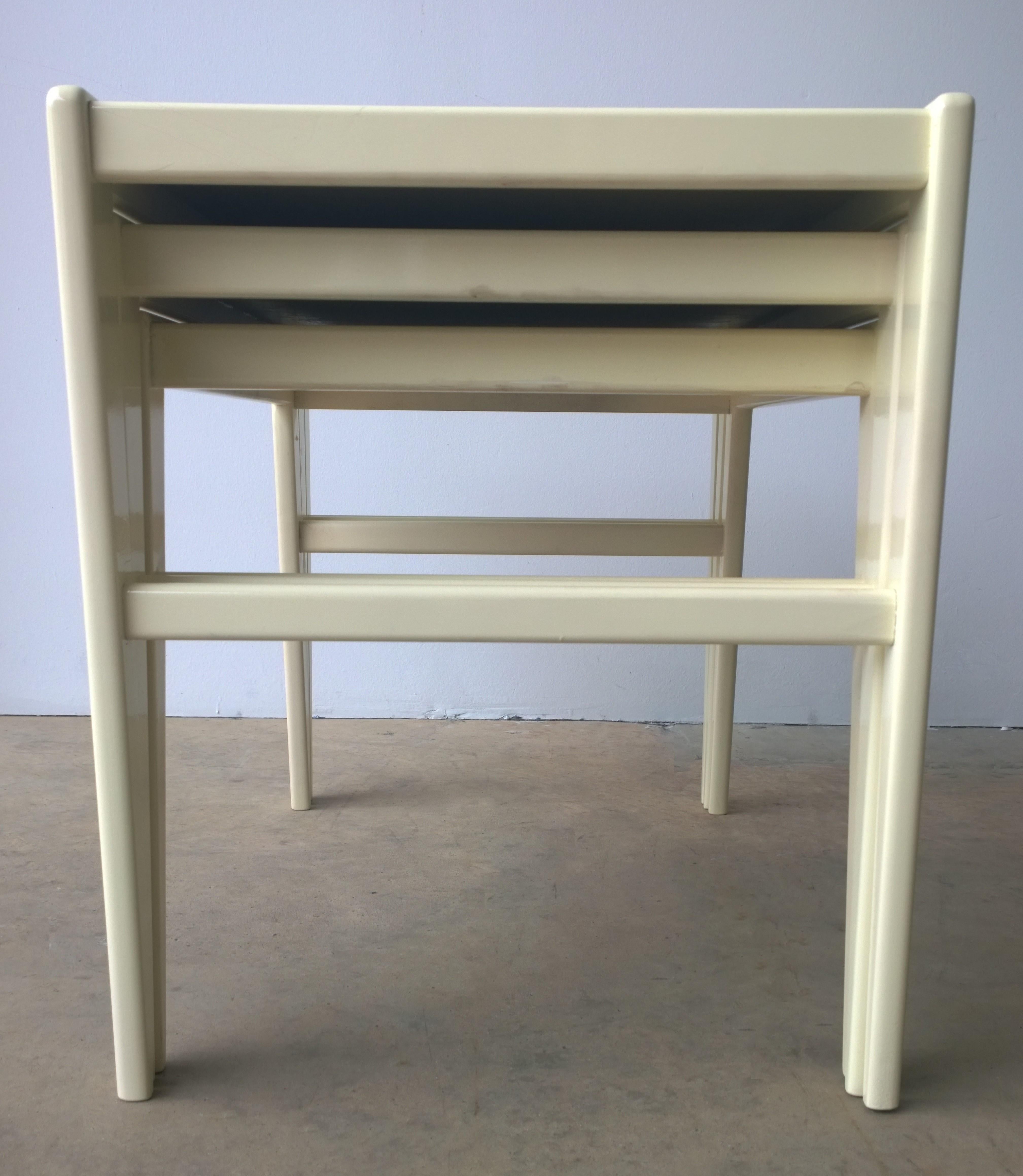 20th Century Ico Parisi / Singer & Son New Lacquer in Creamy White Wood S/3 Stacking Tables For Sale