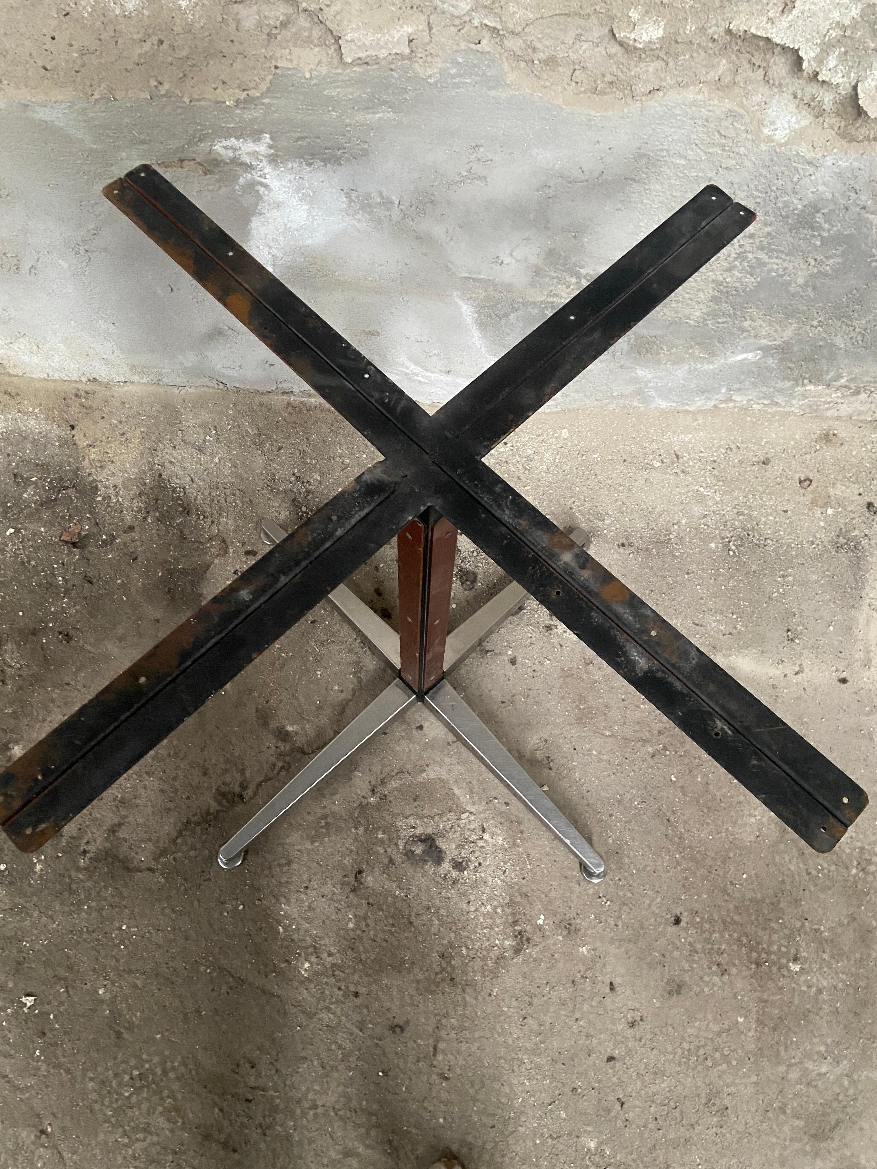 Mid-Century Modern Italian Iron Table Base with Aluminum Legs 'Small Size' For Sale 4
