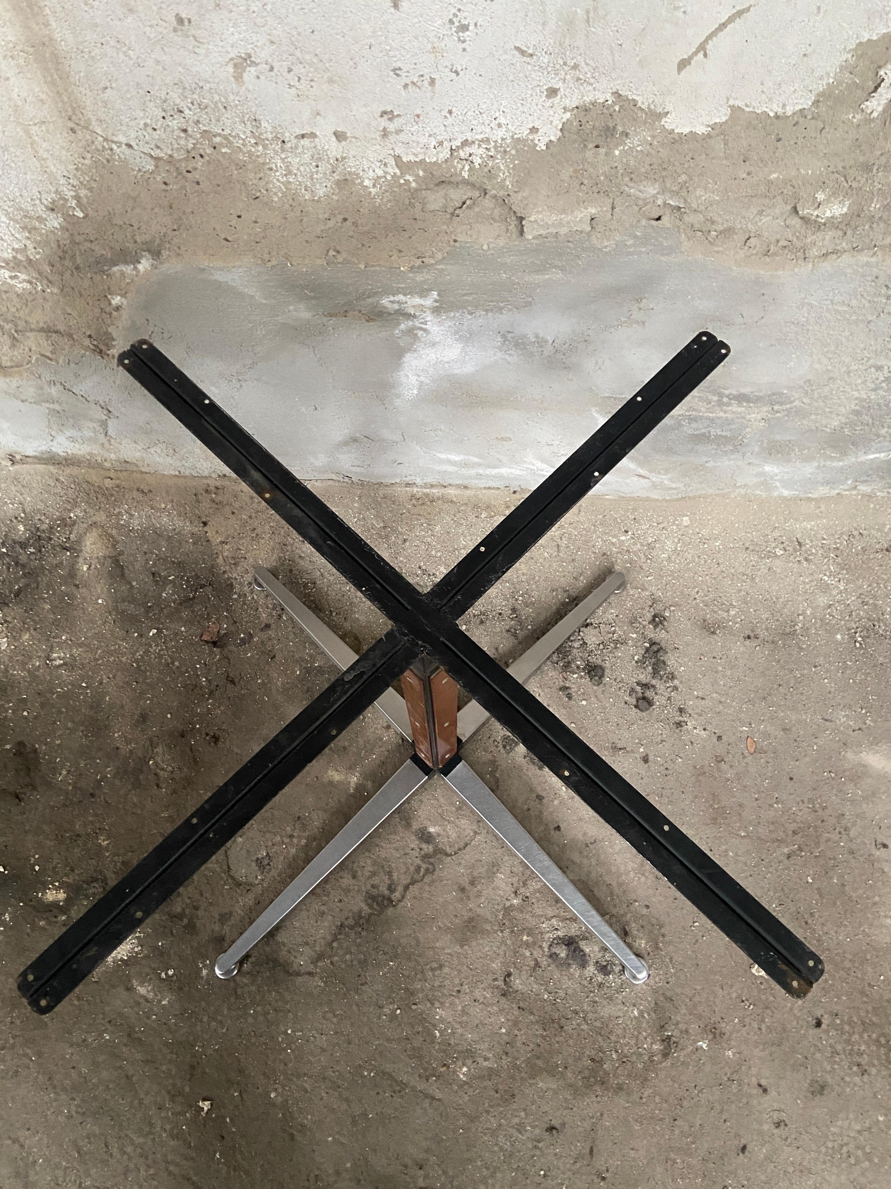 Mid-Century Modern Italian Iron Table Bases with Aluminum Legs 'Big Size' For Sale 2