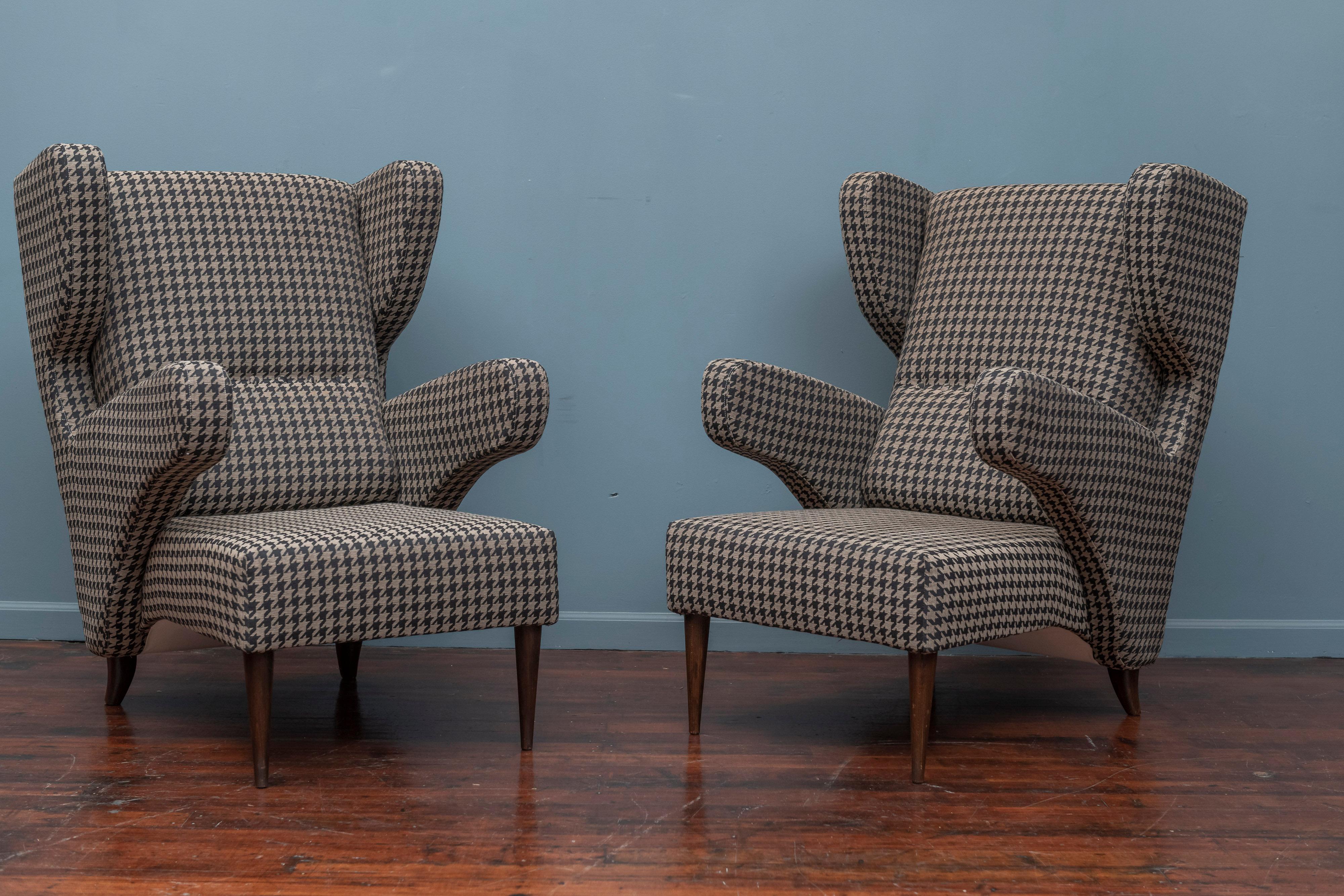 Mid-Century Modern Italian large lounge chairs in very good restored condition.