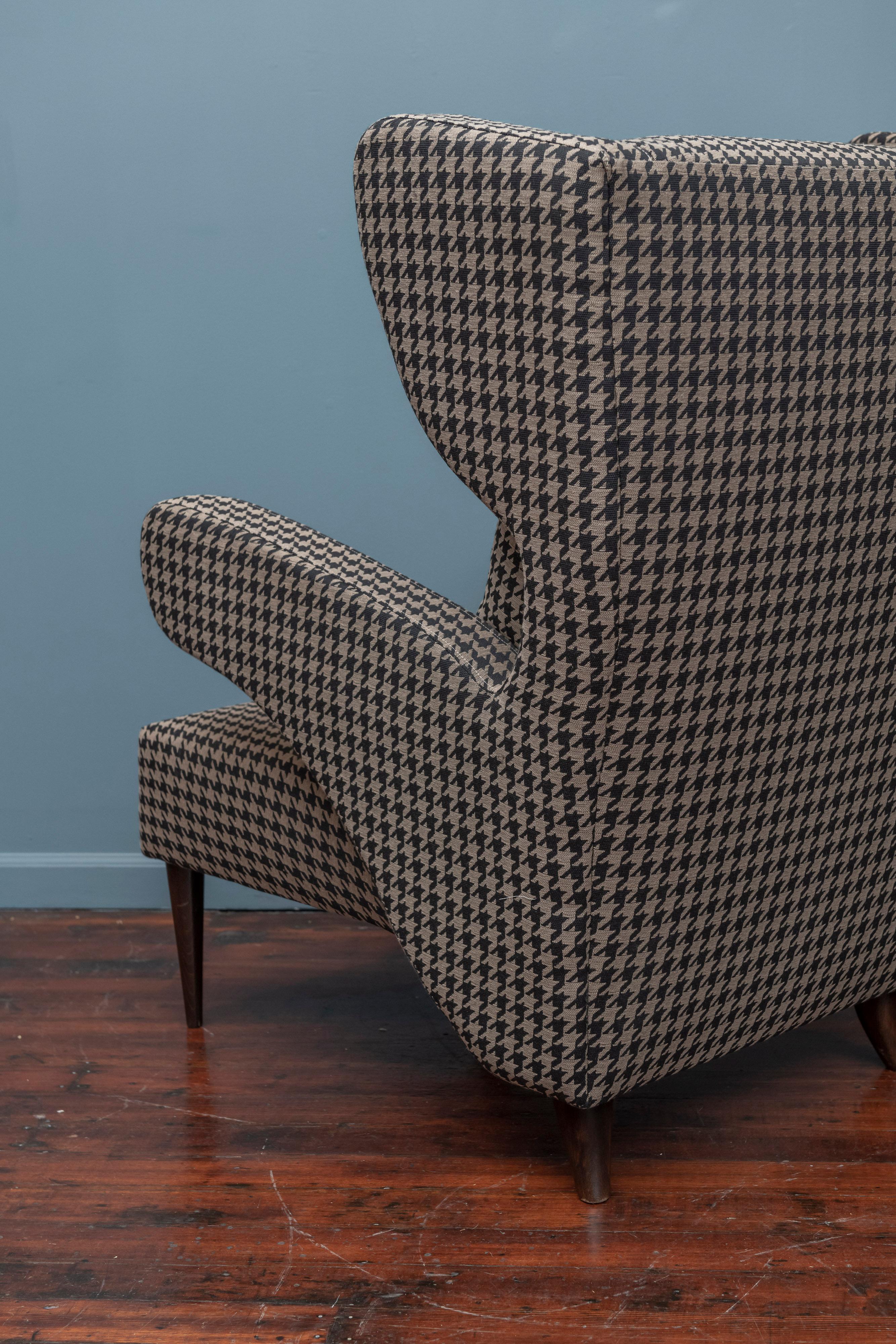 Mid-Century Modern Italian Large Lounge Chairs 2