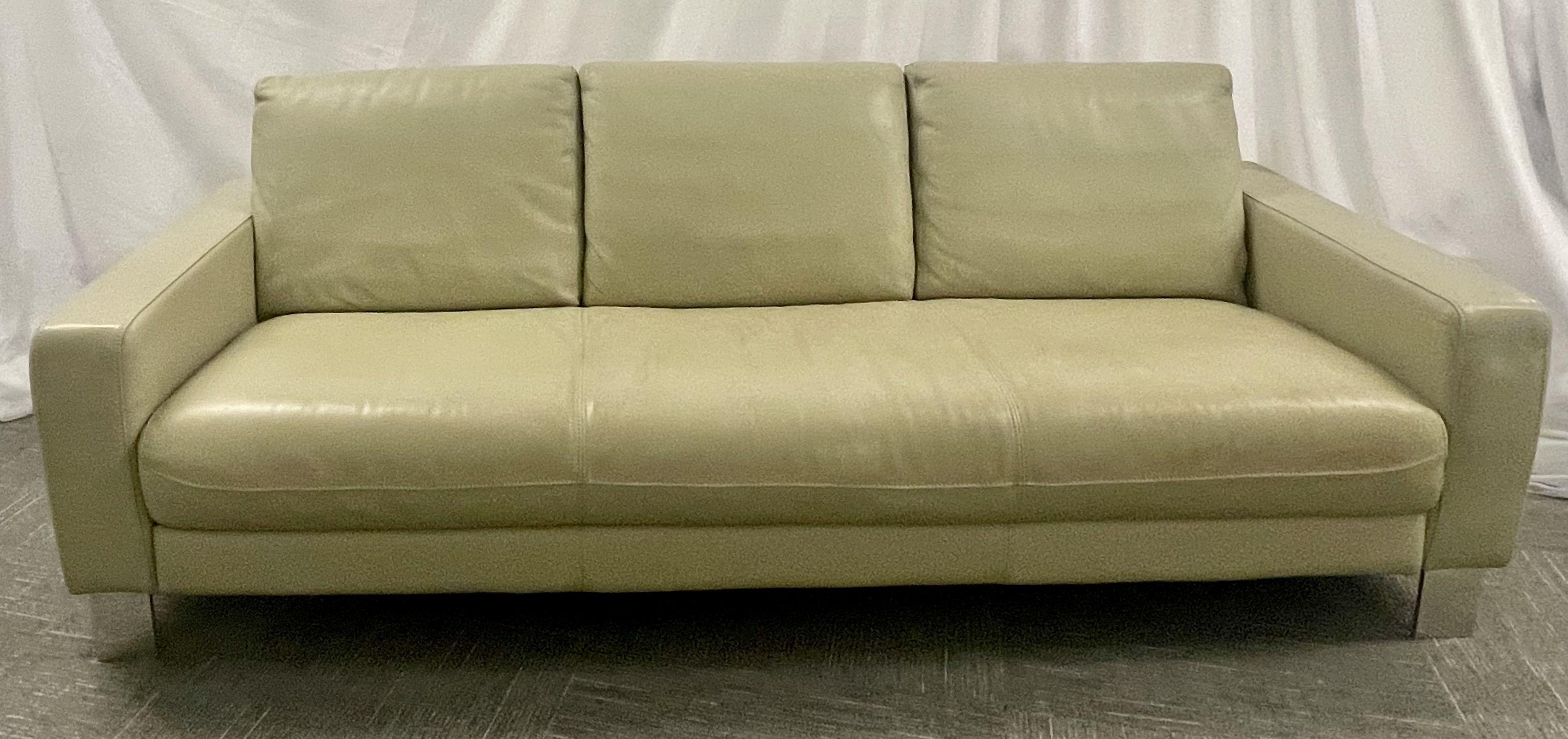 Mid-Century Modern Italian Leather Sofa and Chair by Nicoletti, Italy, 1970s 2