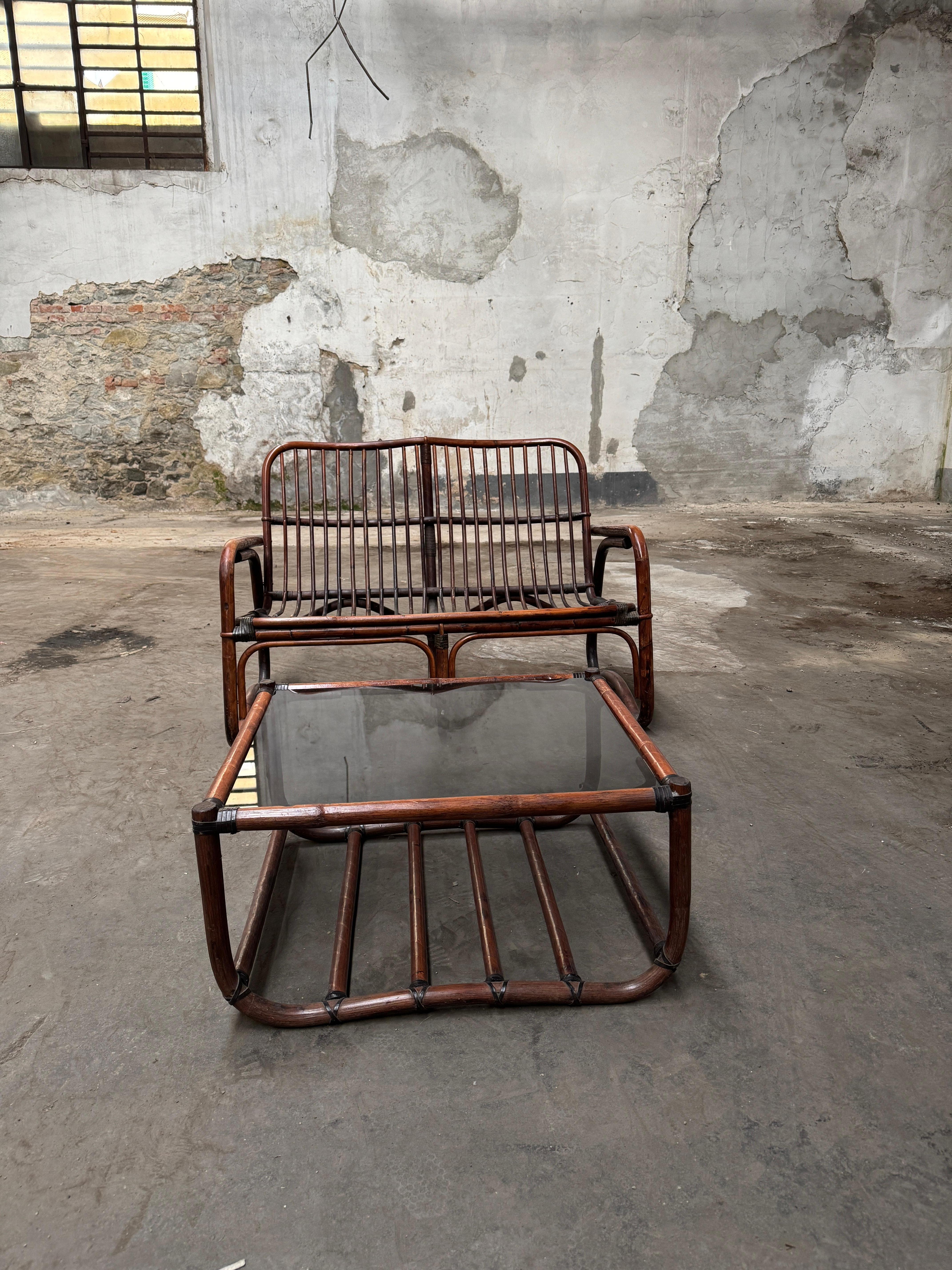Mid-Century Modern Italian Living Room Bamboo Set. 1970s In Good Condition For Sale In Prato, IT