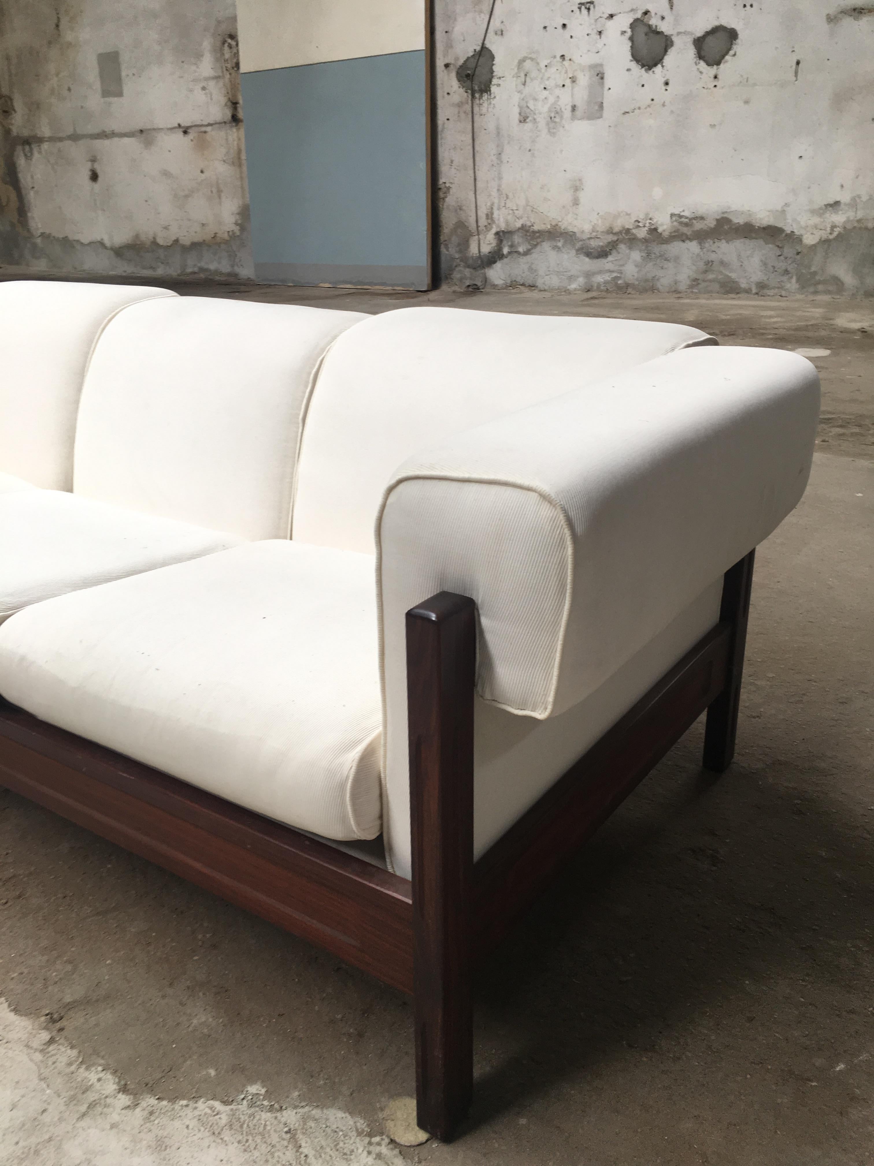 Mid-Century Modern Italian Living Room Set Composed of Sofa and Armchairs 1