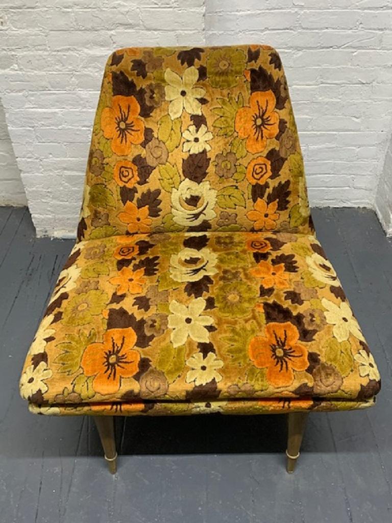 Mid-Century Modern Italian Lounge Chair In Good Condition For Sale In New York, NY