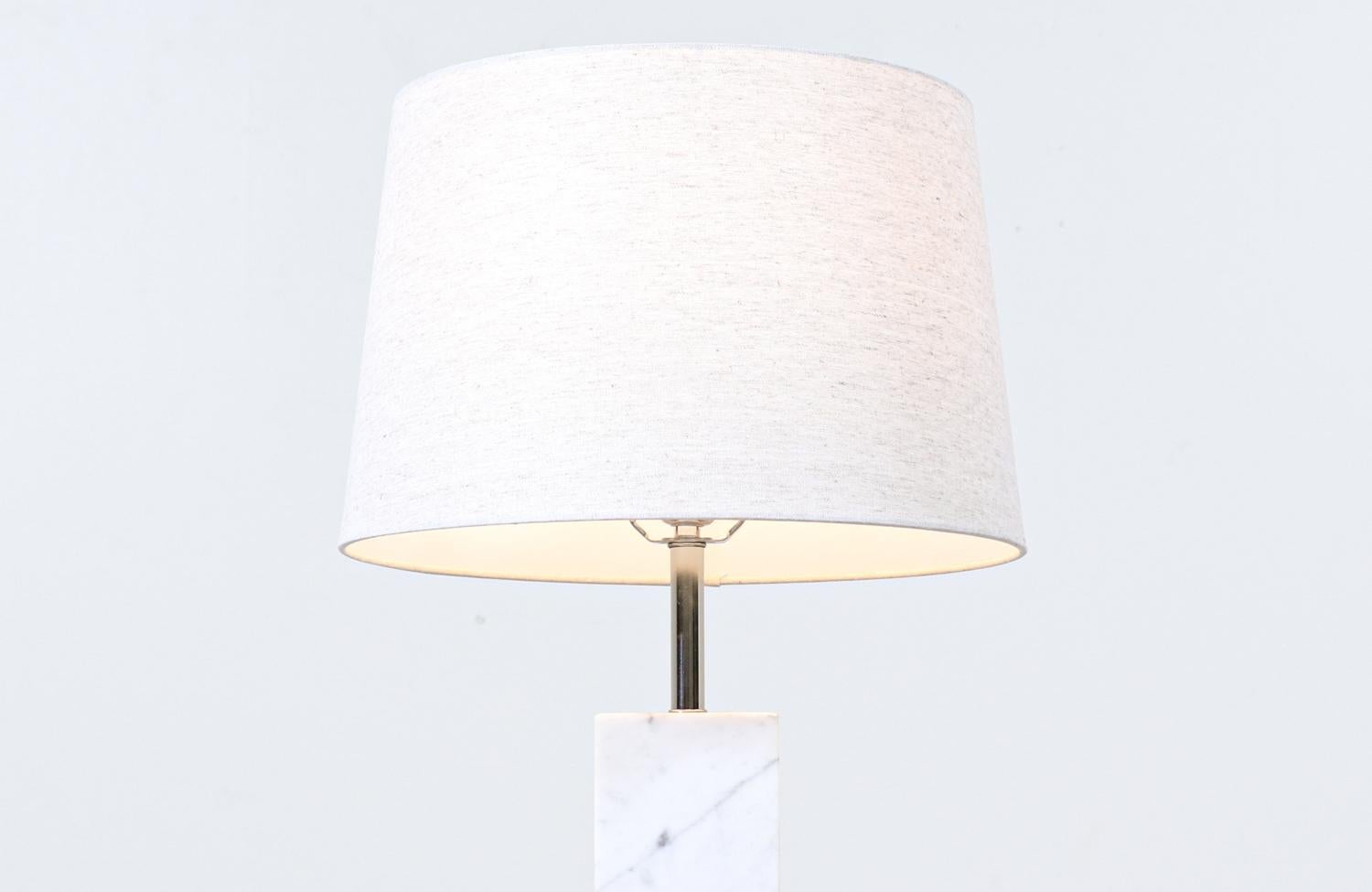 American Expertly Restored - Mid-Century Modern Italian Marble Table Lamp by Laurel For Sale