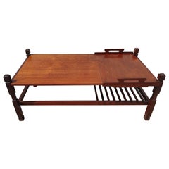 Mid Century Modern Italian Modern Teak Couchtisch