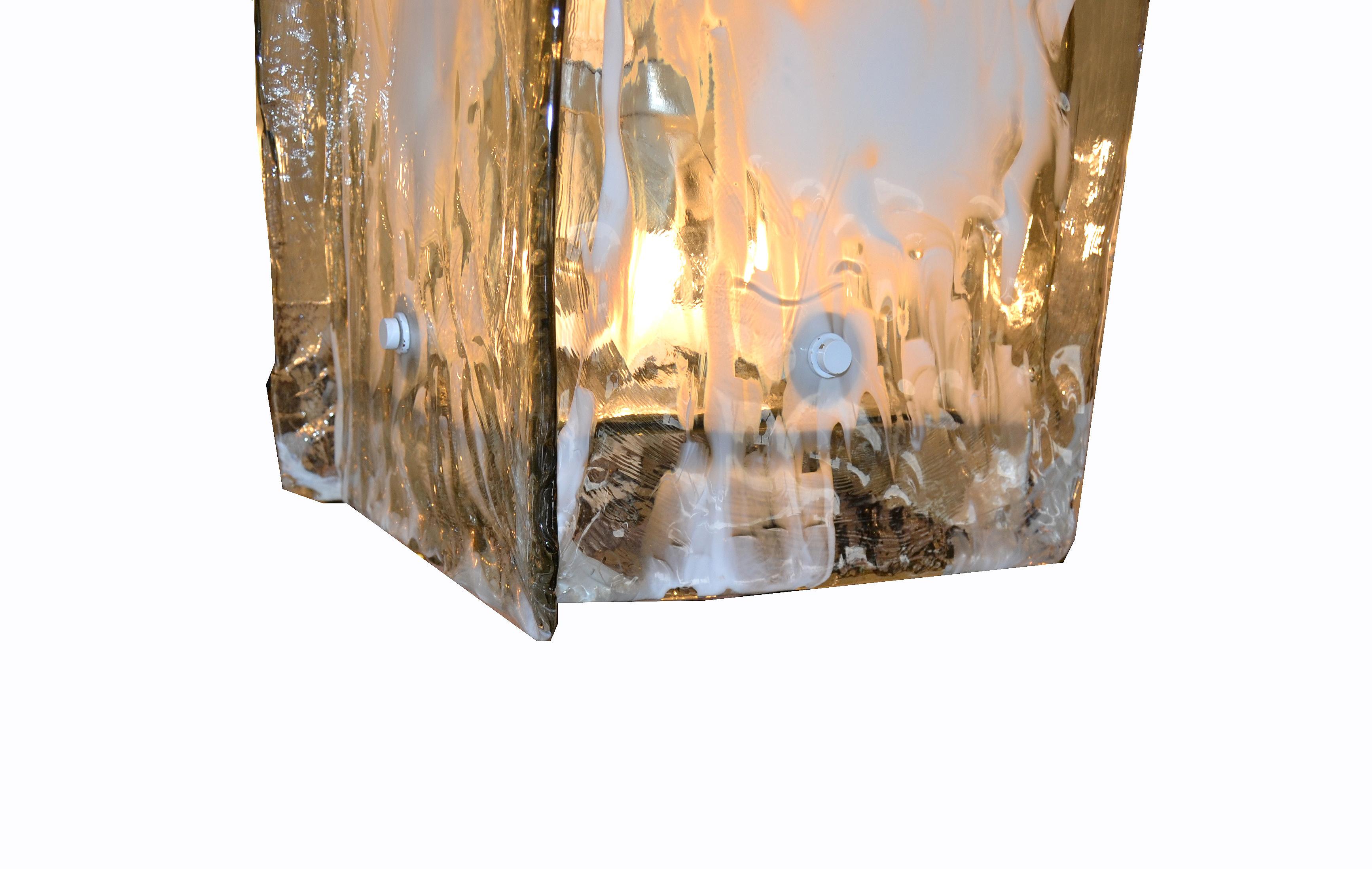 Italienischer Murano-Kunstglas-Kronleuchter aus der Mitte des Jahrhunderts, Carlo Nason für Mazzega (Metall) im Angebot