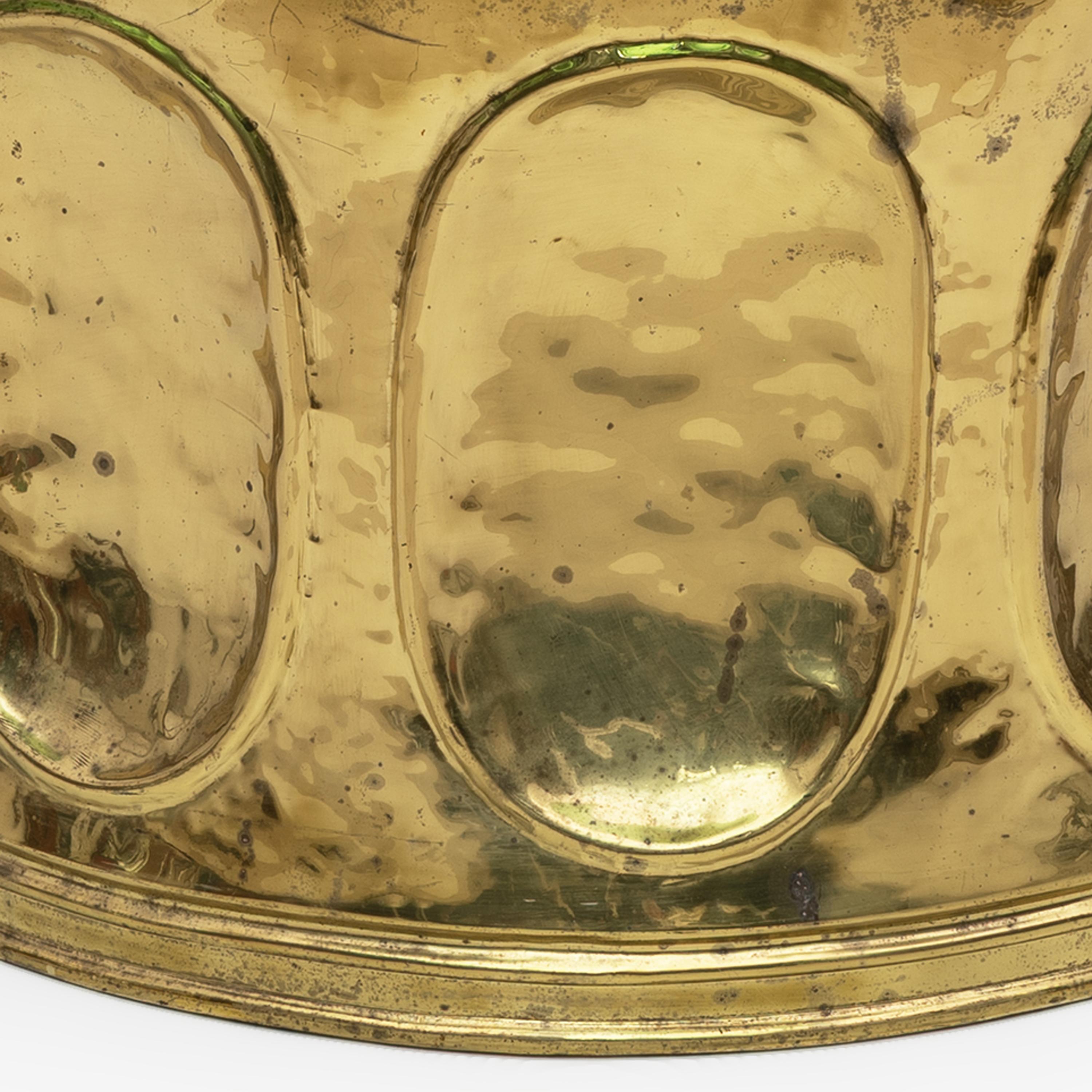 Table basse en verre de Murano et laiton, Italie, milieu du siècle dernier, 1970 en vente 1