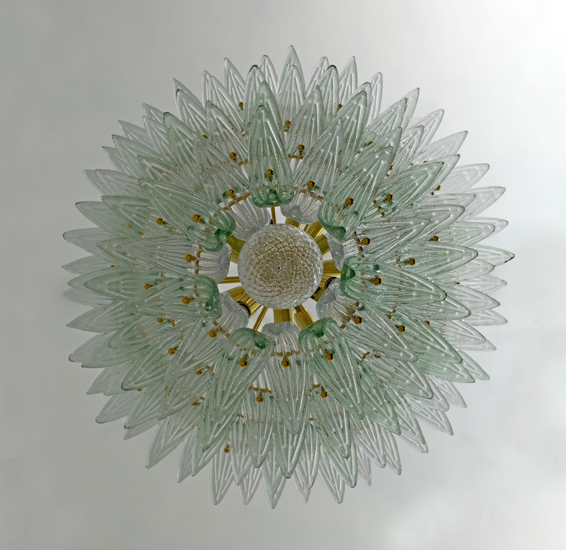 Late 20th Century Mid-century Modern Italian Murano Glass and Brass Palmette Chandelier For Sale