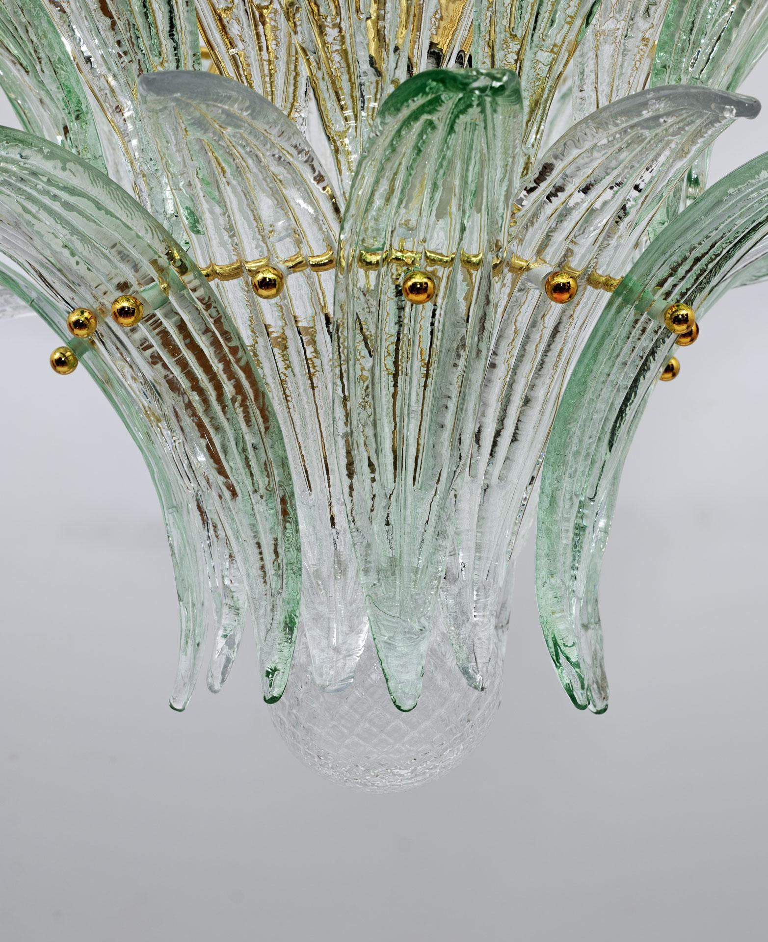 Mid-century Modern Italian Murano Glass and Brass Palmette Chandelier For Sale 2