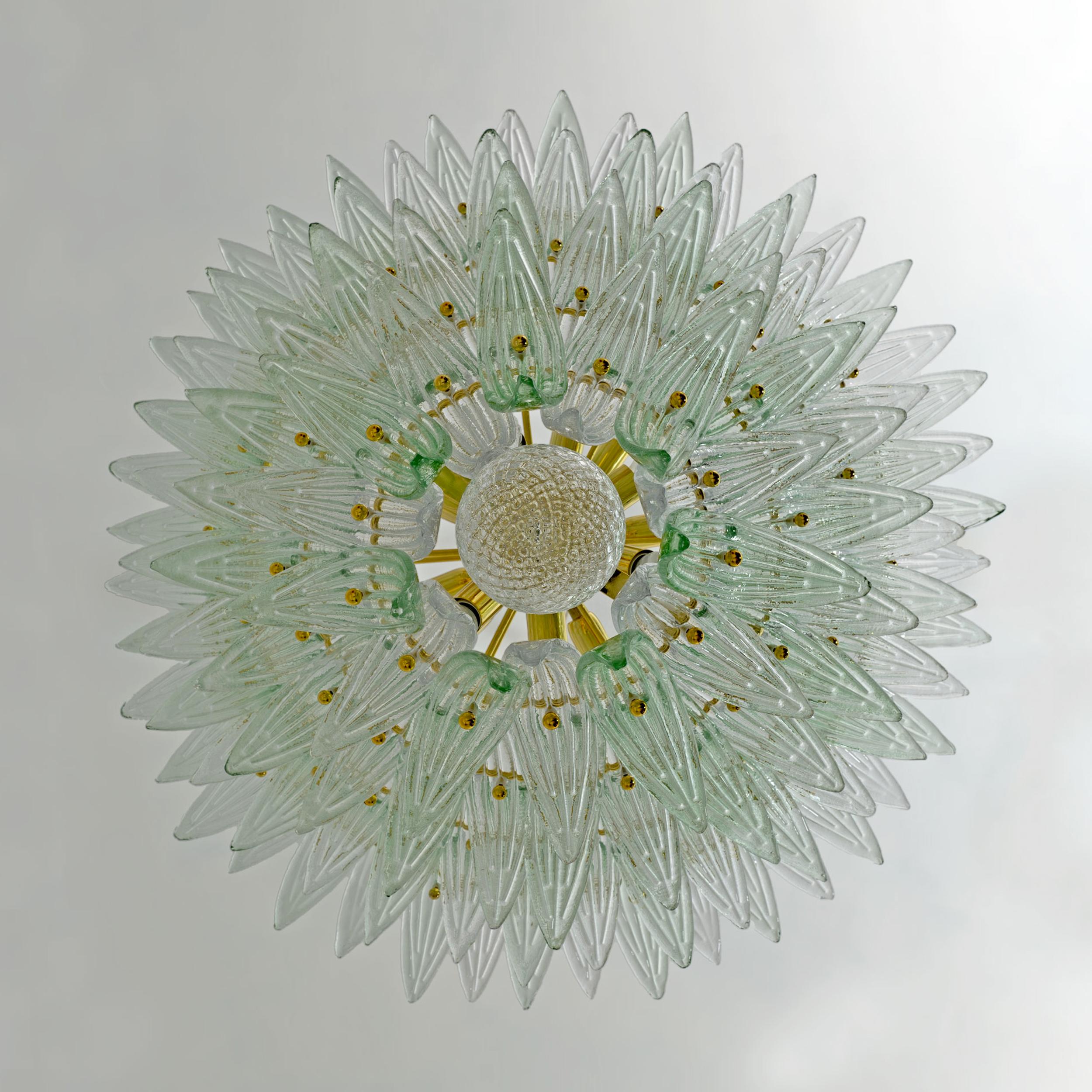 Mid-century Modern Italian Murano Glass and Brass Palmette Chandelier For Sale 2