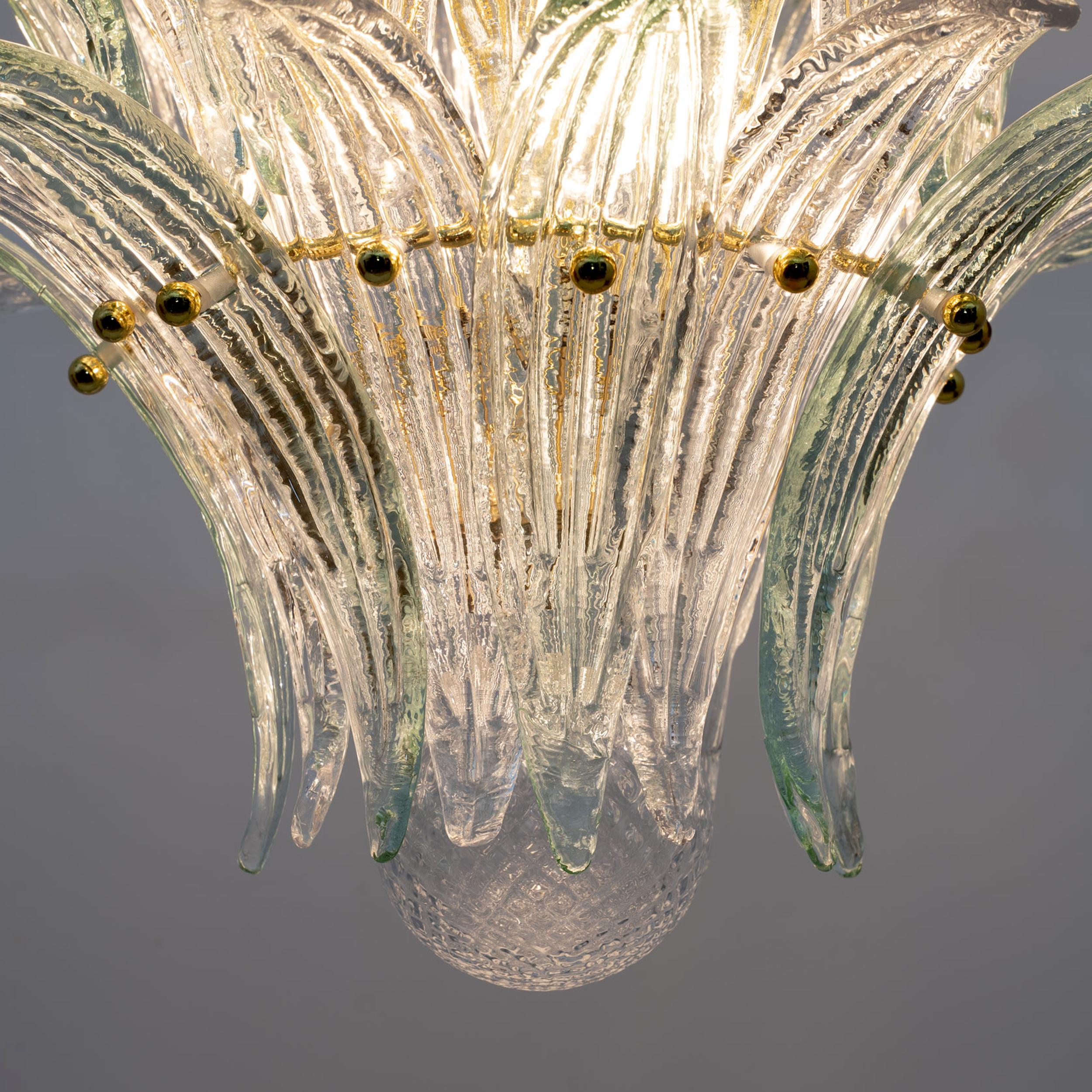 Mid-century Modern Italian Murano Glass and Brass Palmette Chandelier For Sale 4