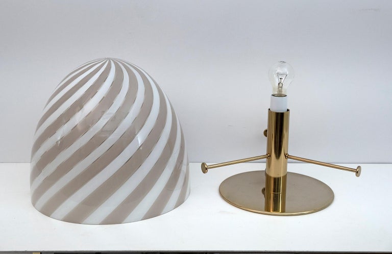 Mid-Century Modern Italian Murano Glass Mushroom Spiral Table Lamp, 1970s For Sale 3