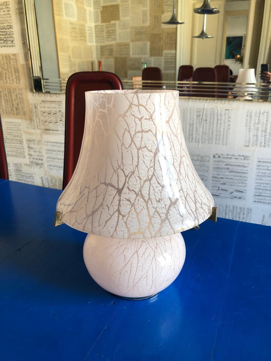 20th Century Mid-Century Modern Italian Murano Glass Mushroom Table Lamp, 1970s For Sale