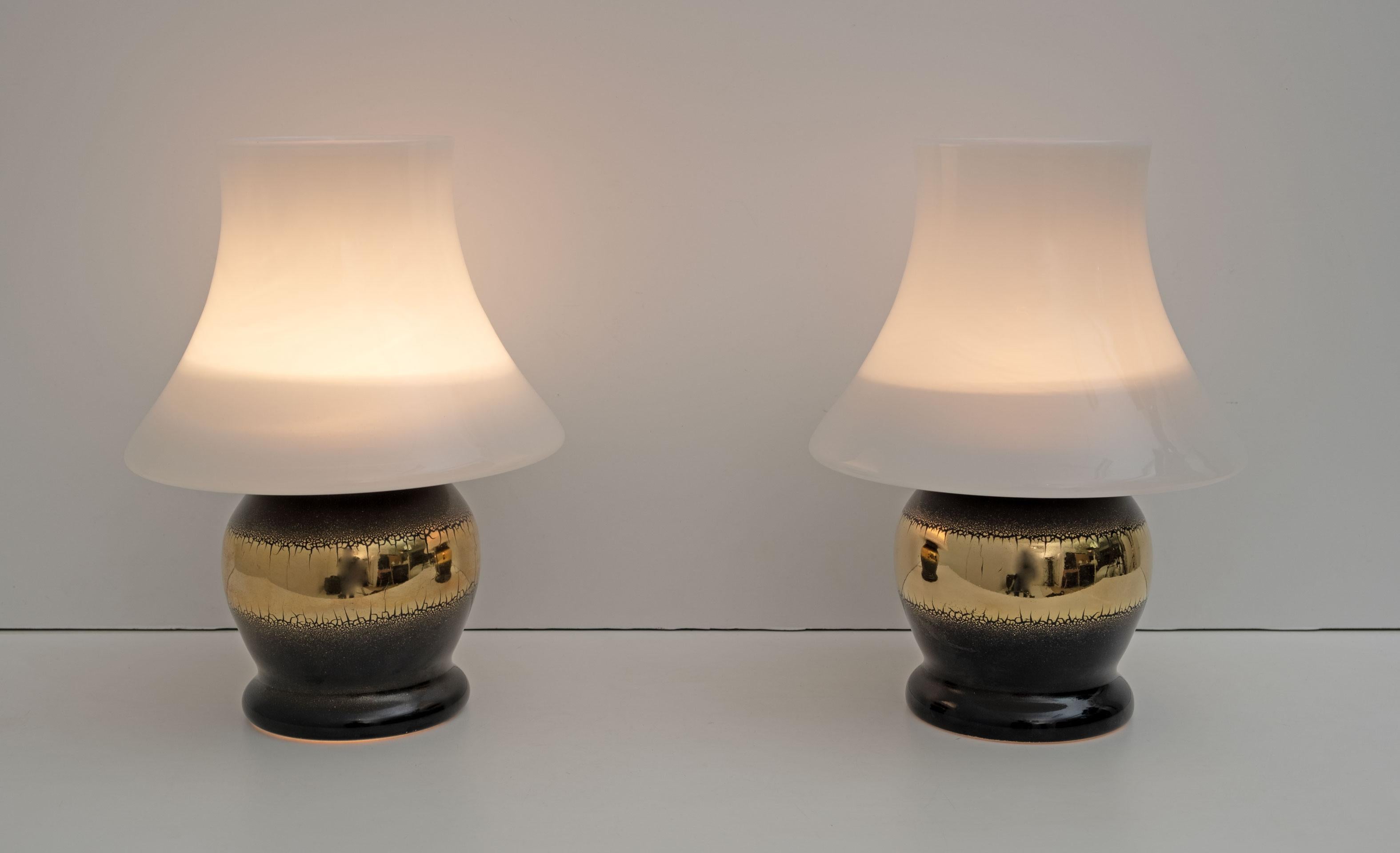 Mid-Century Modern Italian Murano Glass Mushroom Table Lamps, 1970s, Pair In Good Condition For Sale In Puglia, Puglia