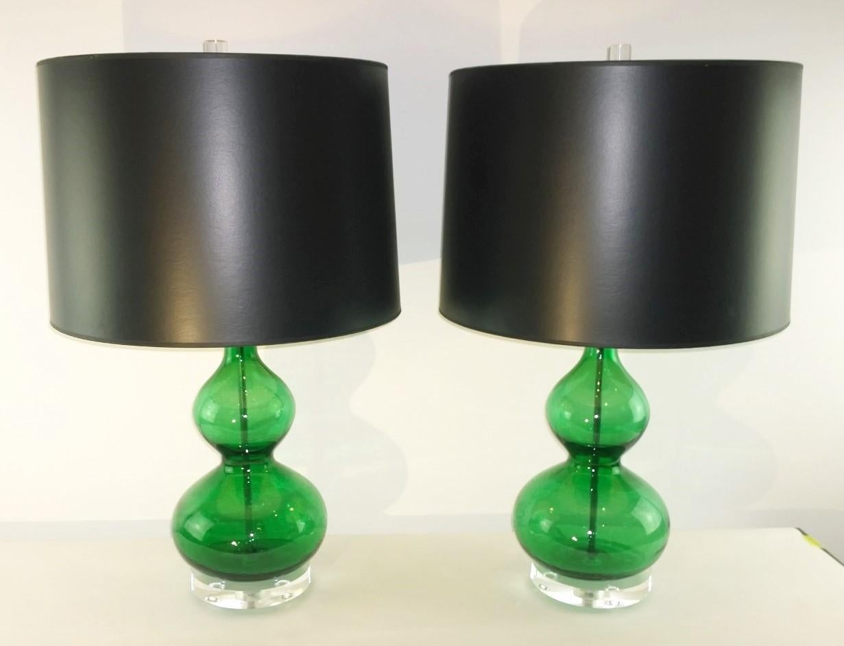 green lamps