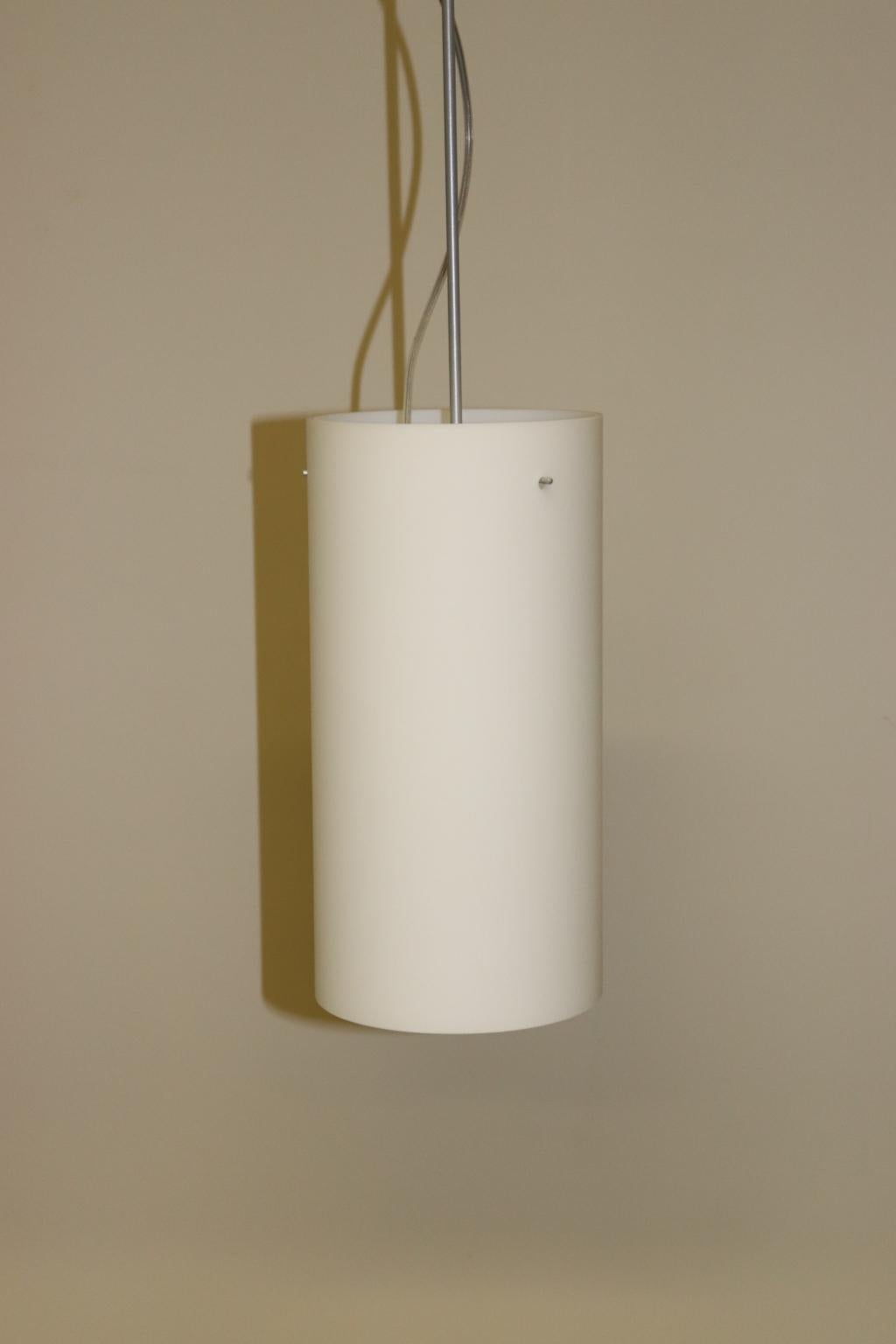 Mid-Century Modern Italian Murano Hand Blown White Glass Pendant Lamp For Sale 7