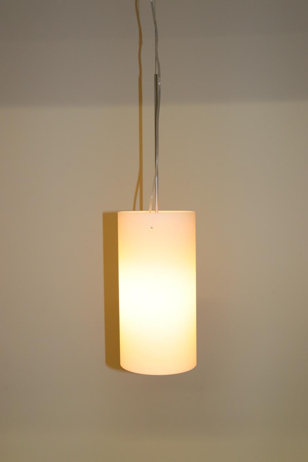 Mid-Century Modern Italian Murano Hand Blown White Glass Pendant Lamp For Sale 2