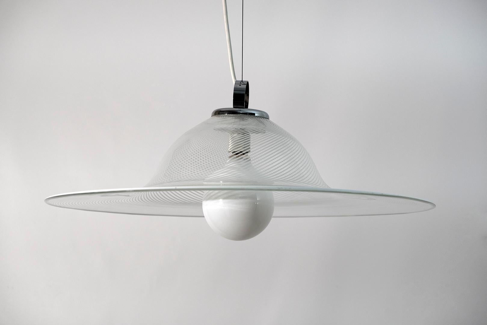 Mid-Century Modern Italian Murano Spiral Glass Pendant Lamp, 1970s For Sale 3